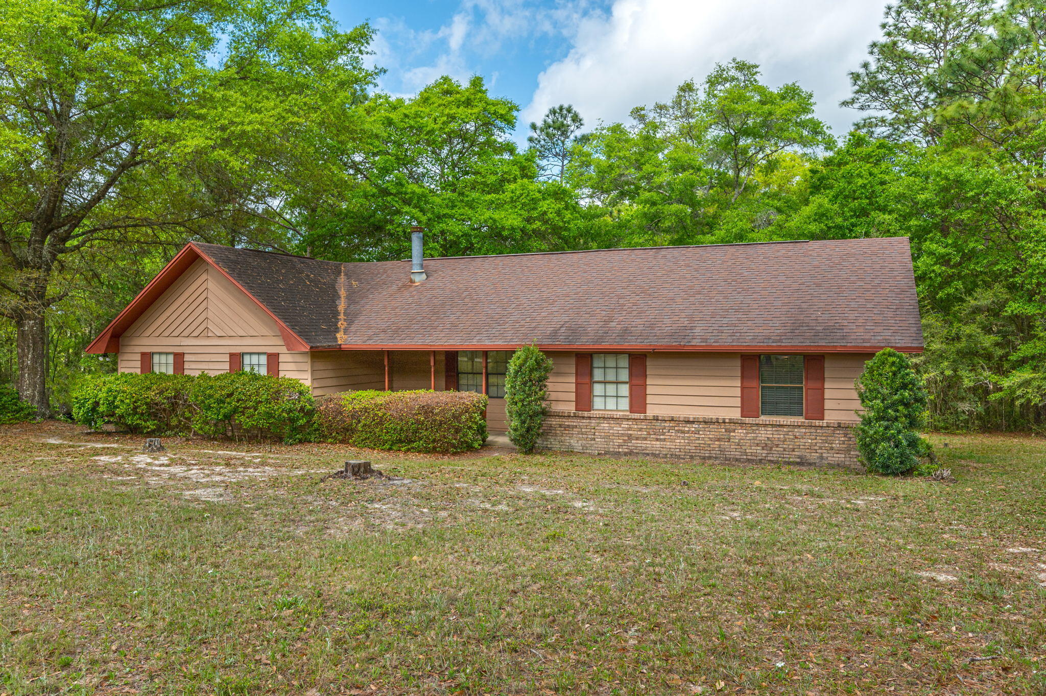 KENNEDY LAKE (UNRECORDED) - Residential