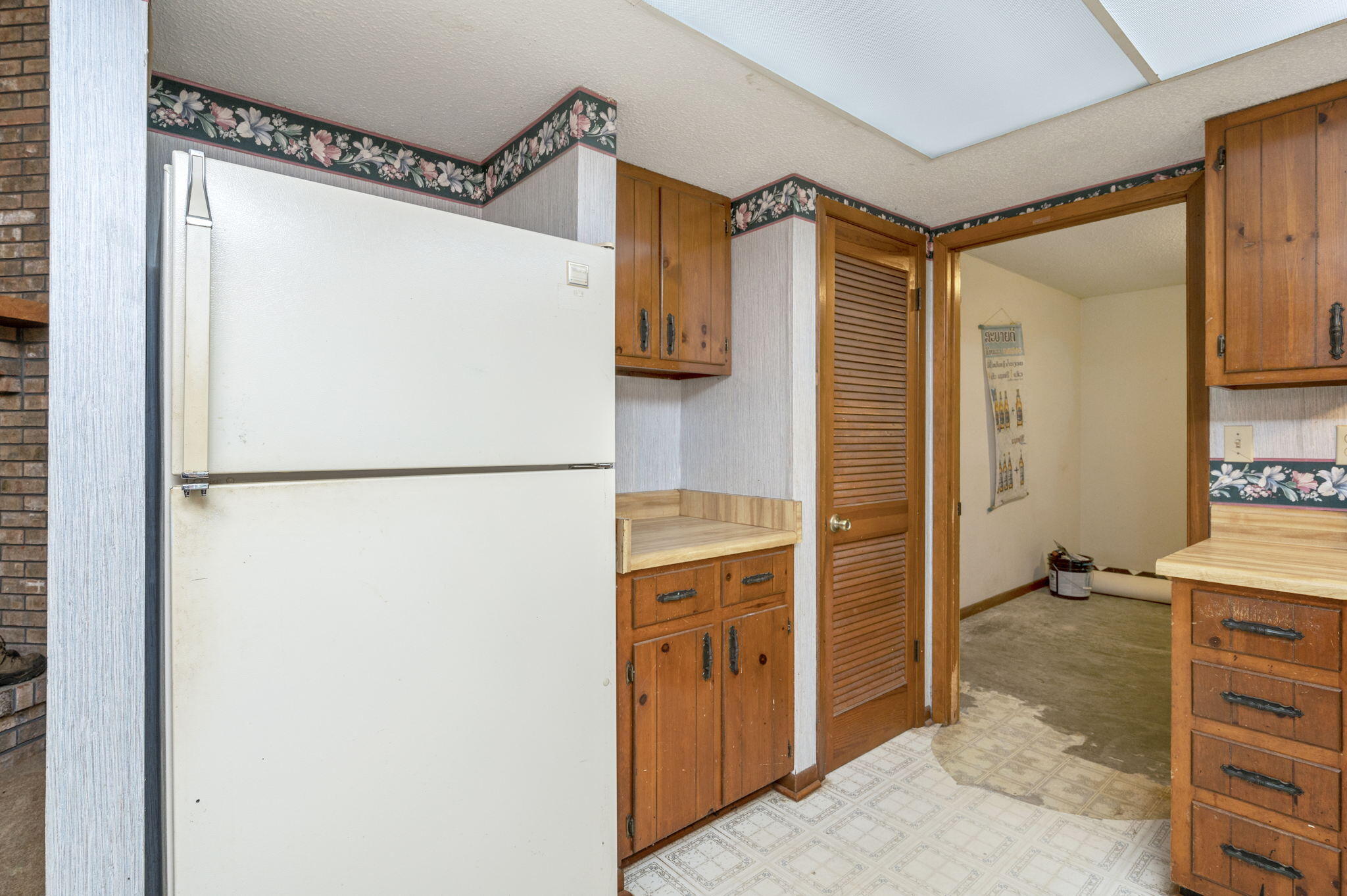 KENNEDY LAKE (UNRECORDED) - Residential