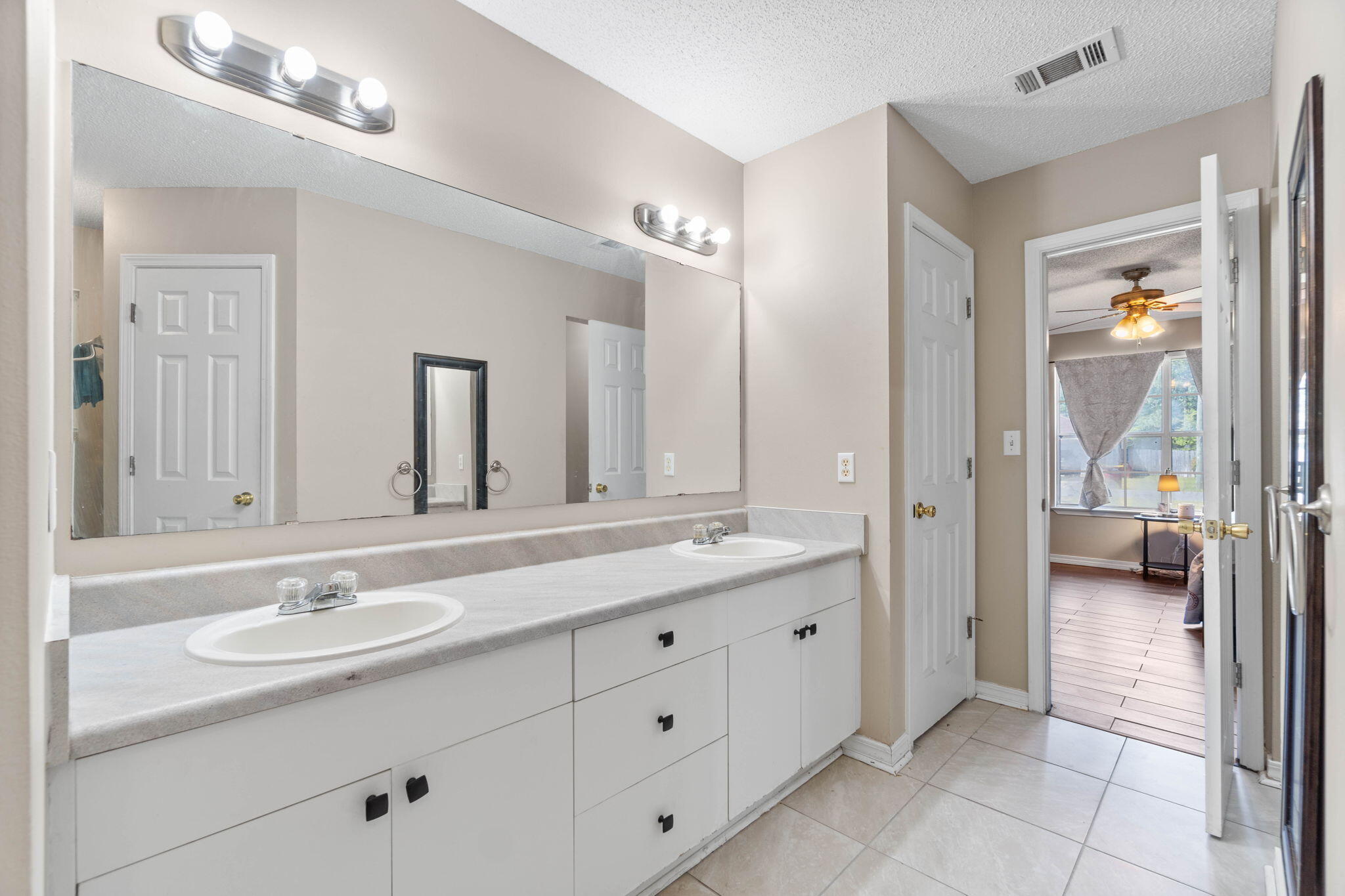 COUNTRYVIEW ESTATES 4TH ADDN PH 6 - Residential