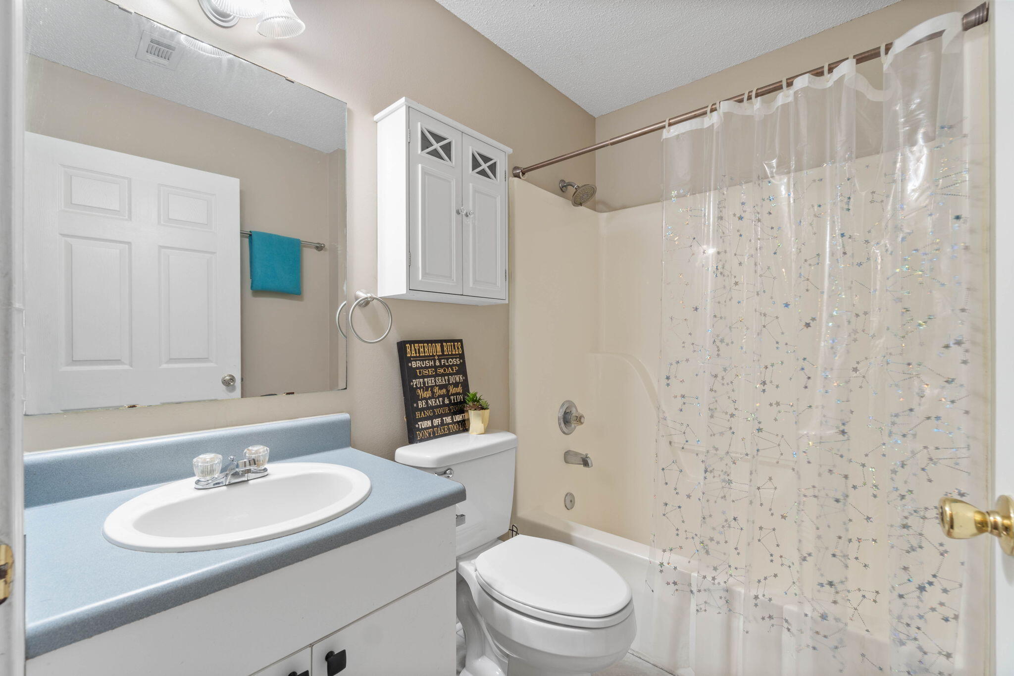 COUNTRYVIEW ESTATES 4TH ADDN PH 6 - Residential