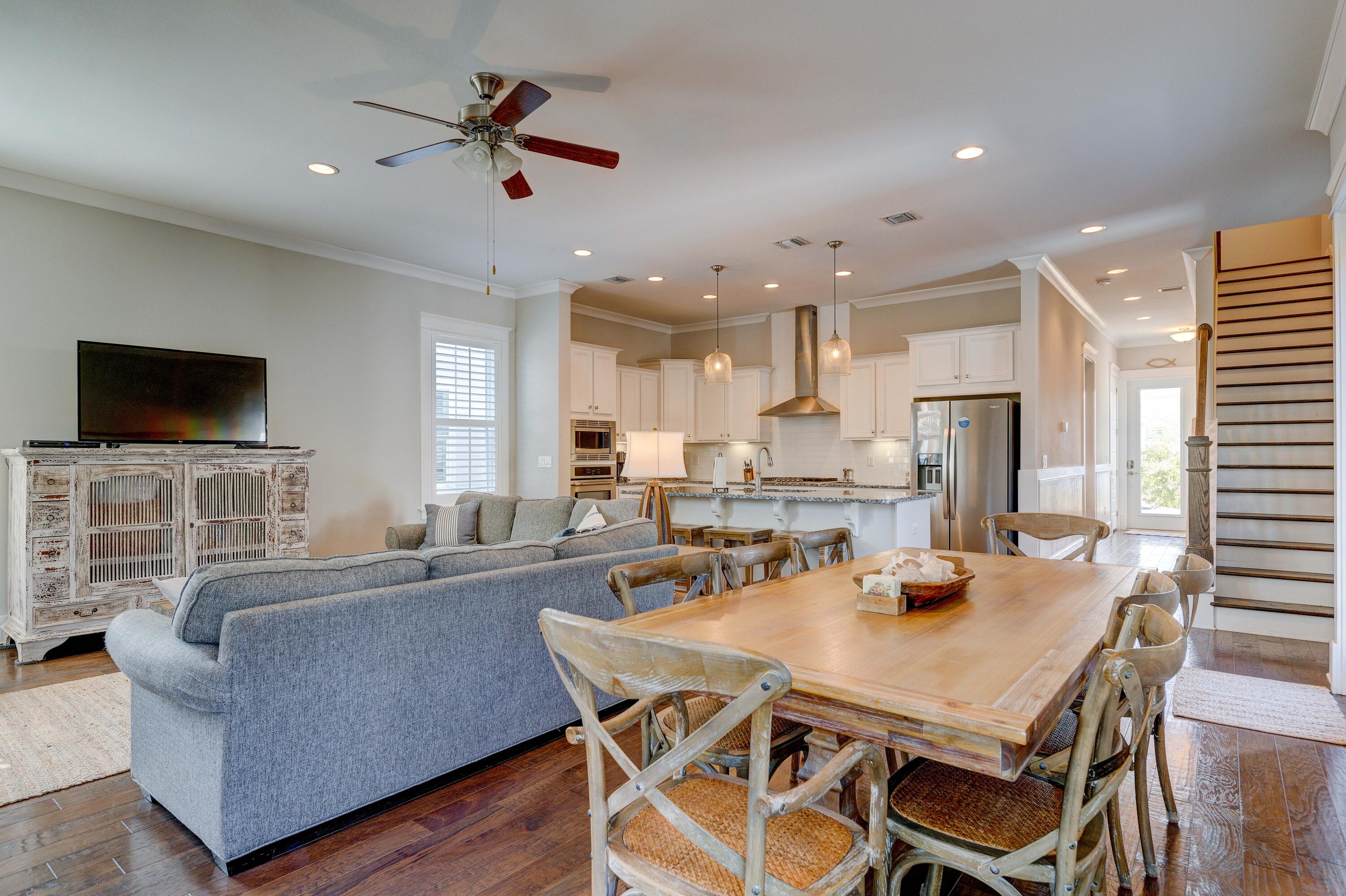 HIGHLAND PARKS - Residential