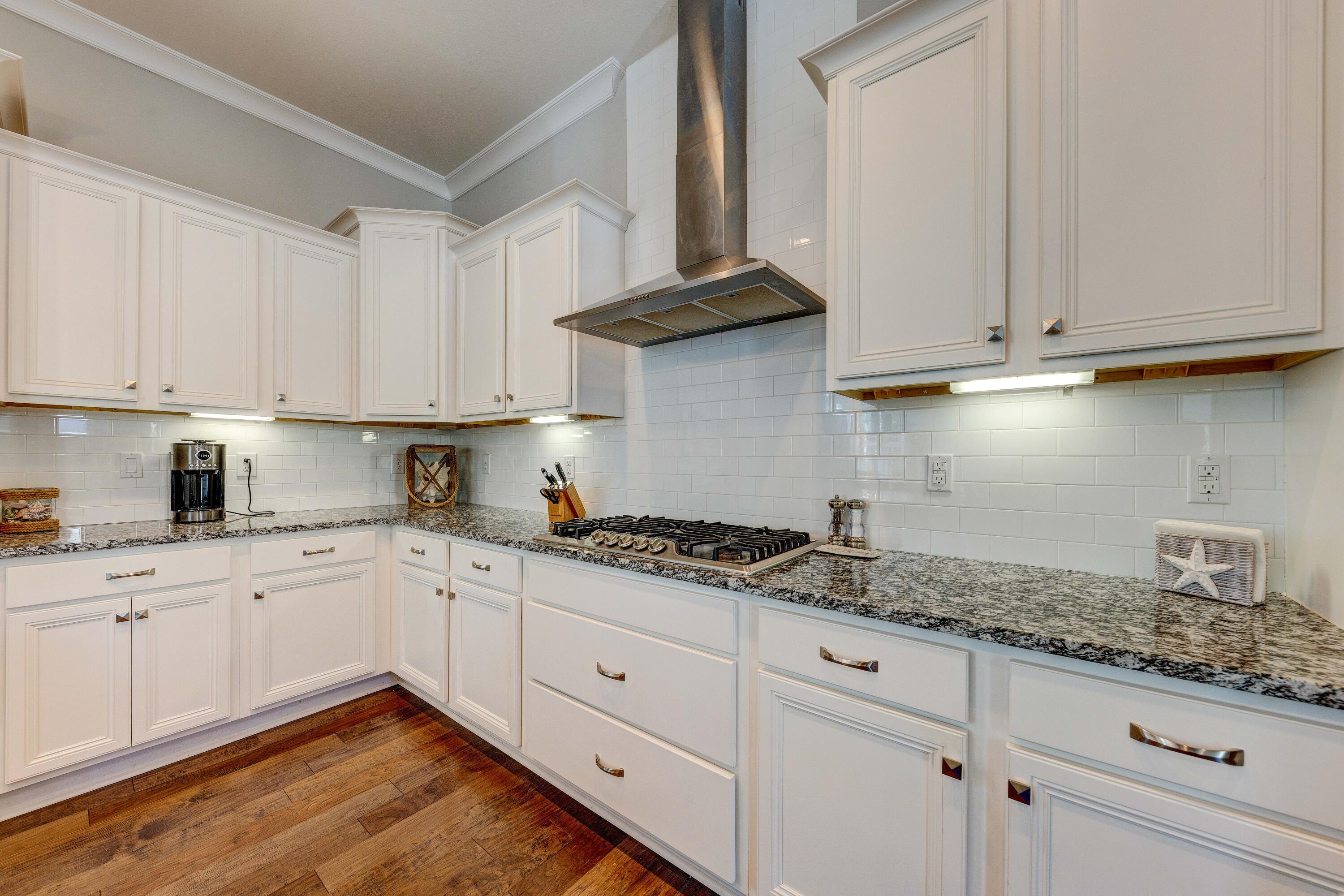 HIGHLAND PARKS - Residential