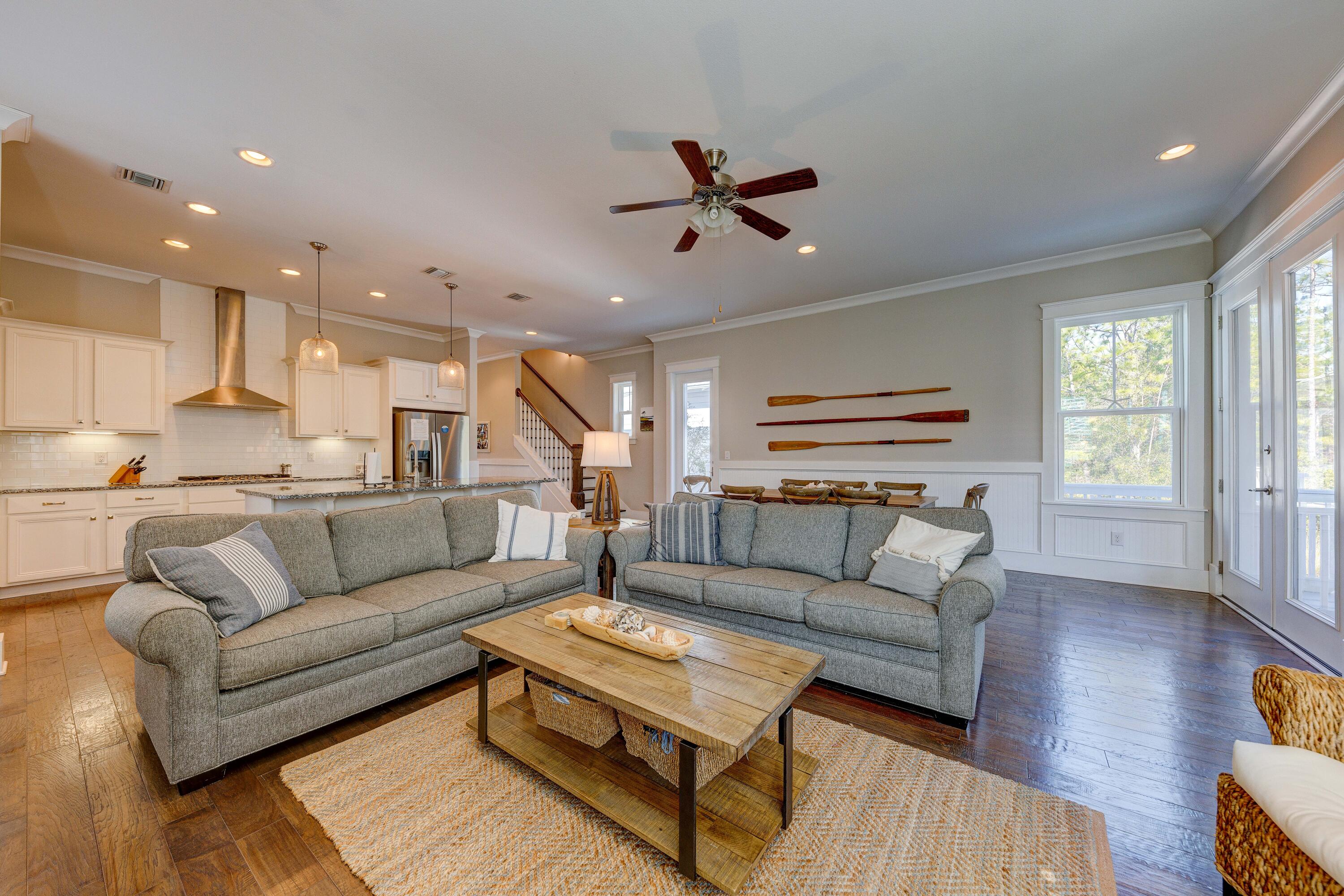 HIGHLAND PARKS - Residential