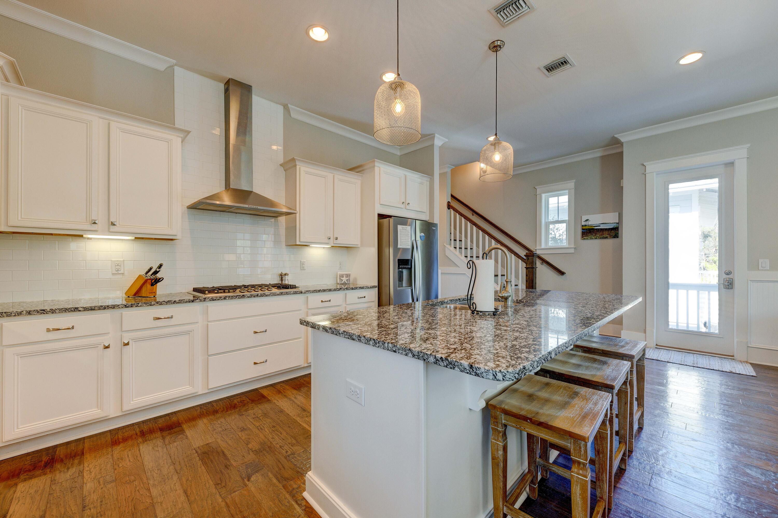 HIGHLAND PARKS - Residential