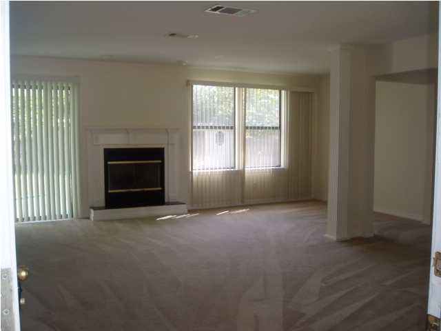 ELLIOTTS POINT 8TH ADDN - Residential Lease