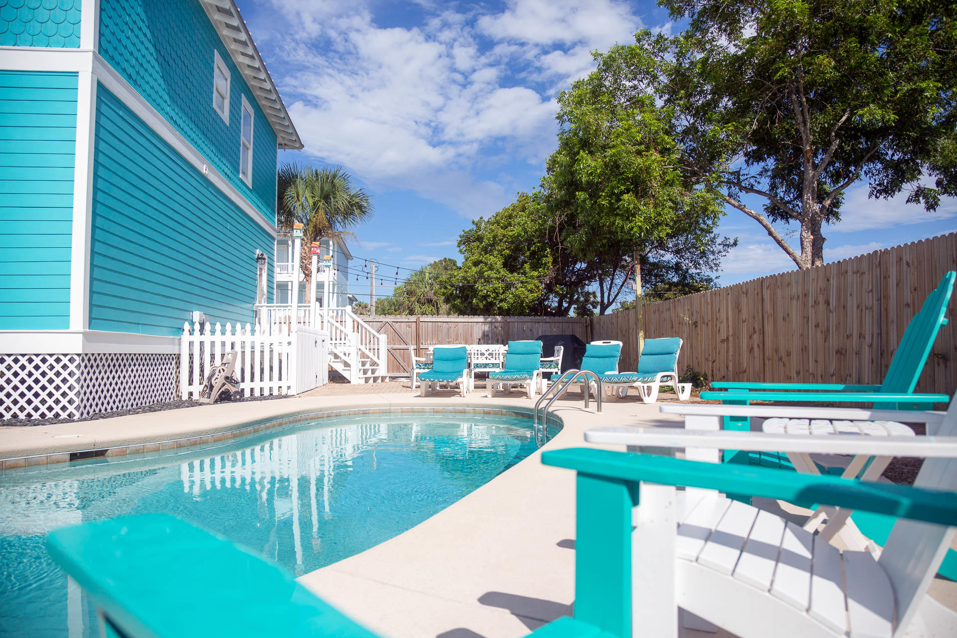 CRYSTAL BEACH - Residential