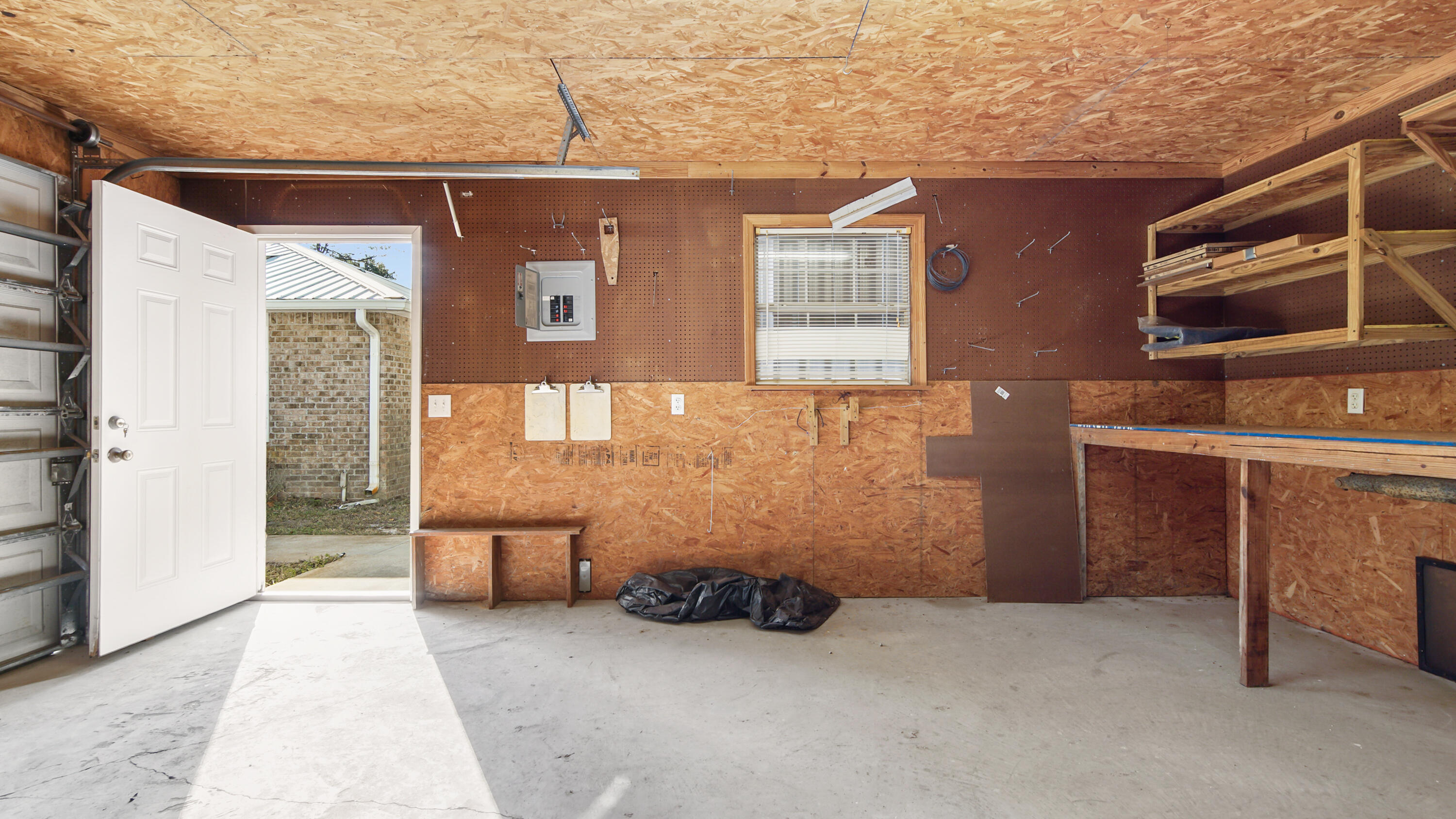 LAKEVIEW - Residential