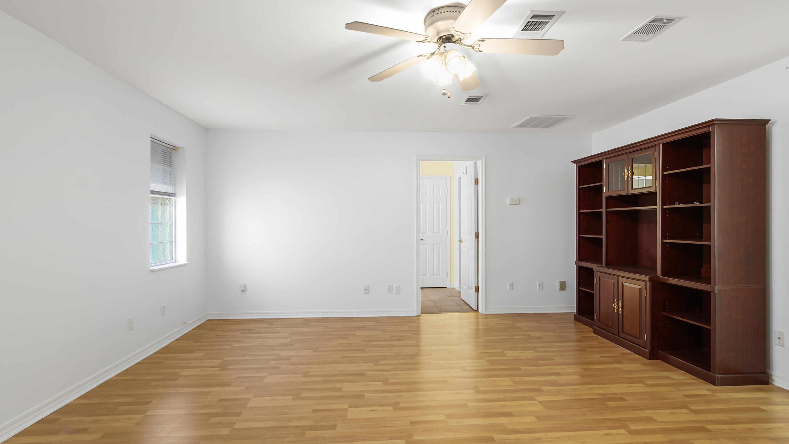 LAKEVIEW - Residential