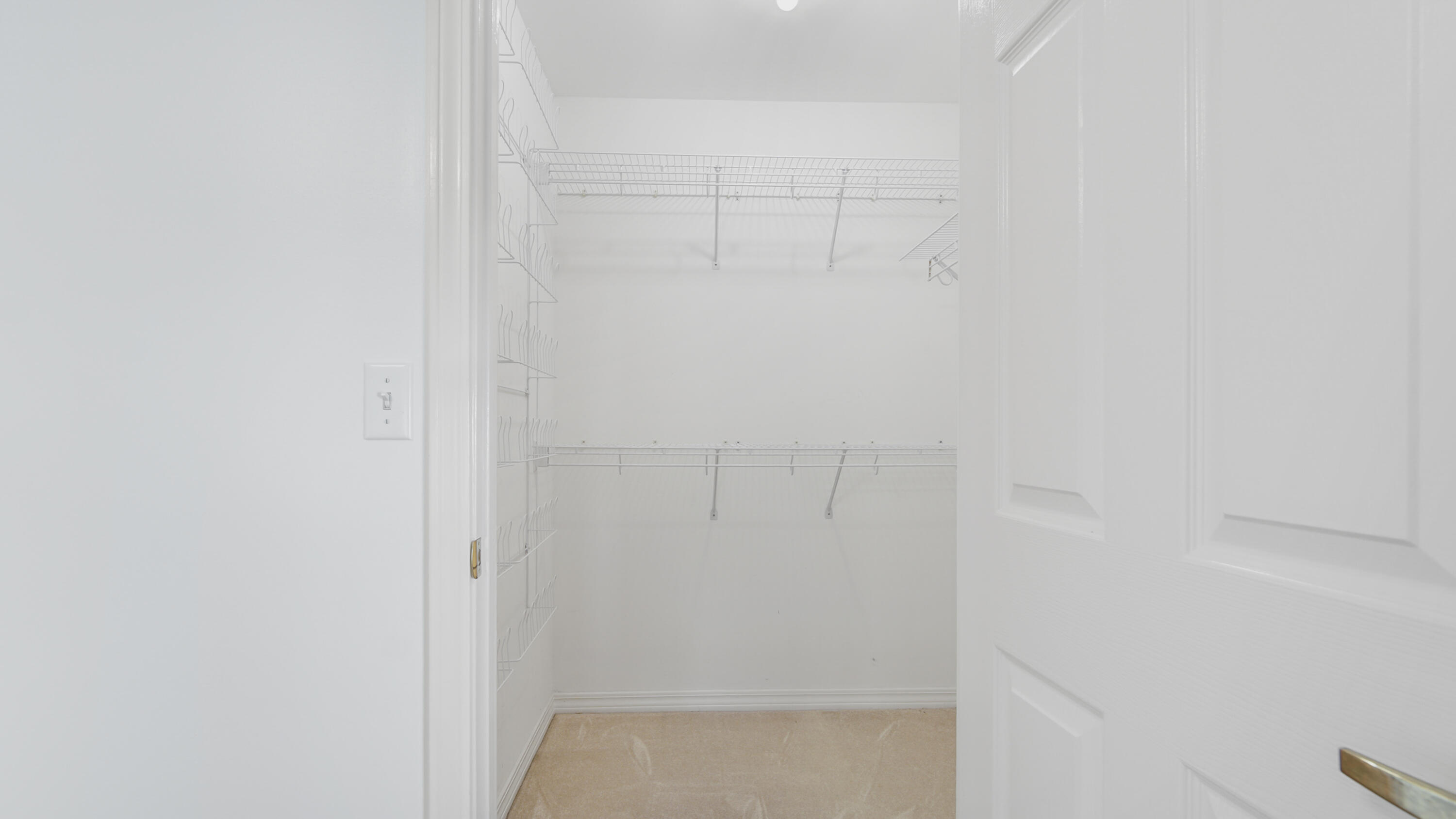 LAKEVIEW - Residential