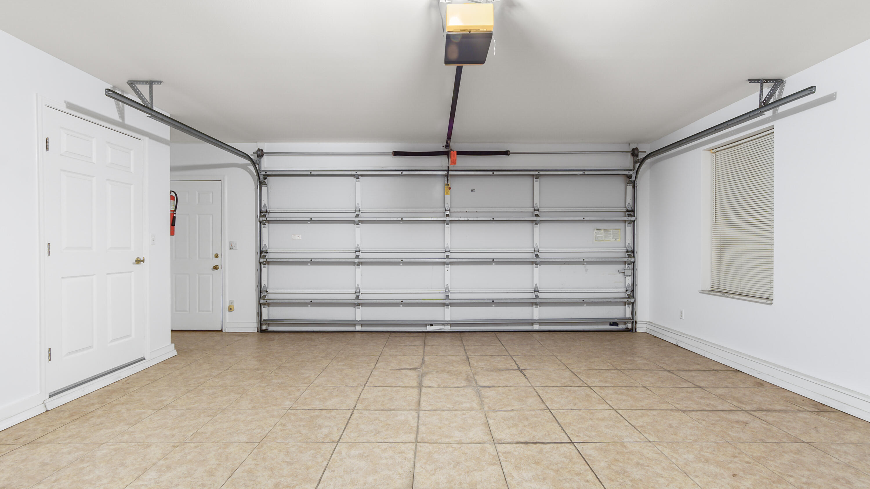 LAKEVIEW - Residential