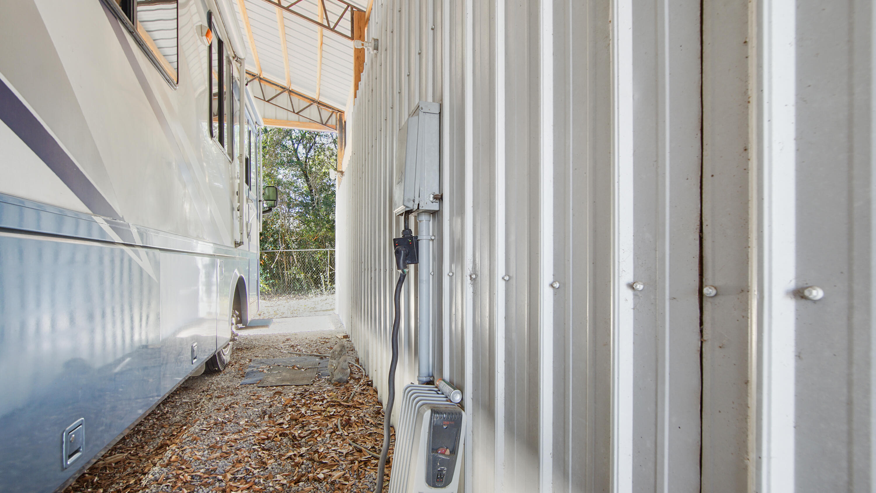 LAKEVIEW - Residential