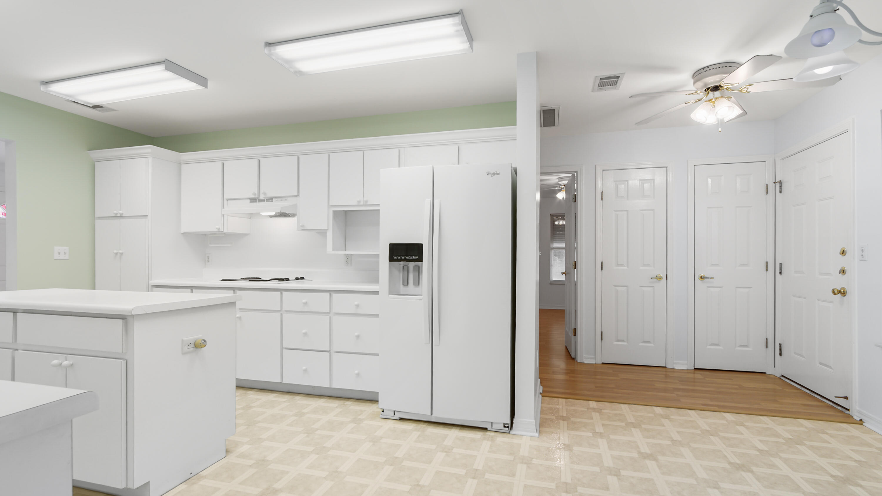 LAKEVIEW - Residential