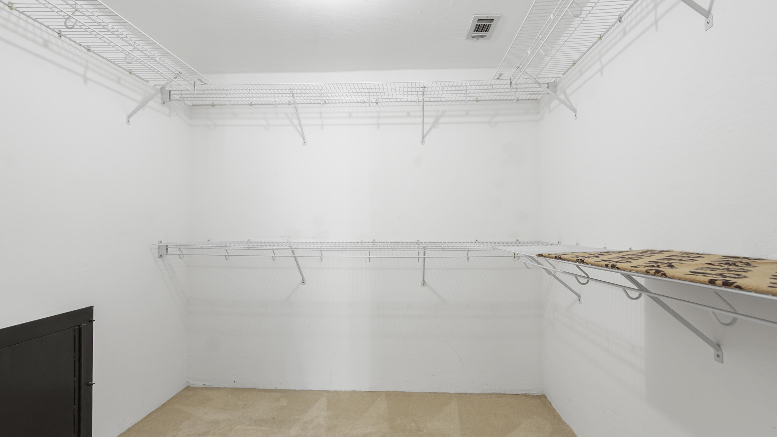 LAKEVIEW - Residential