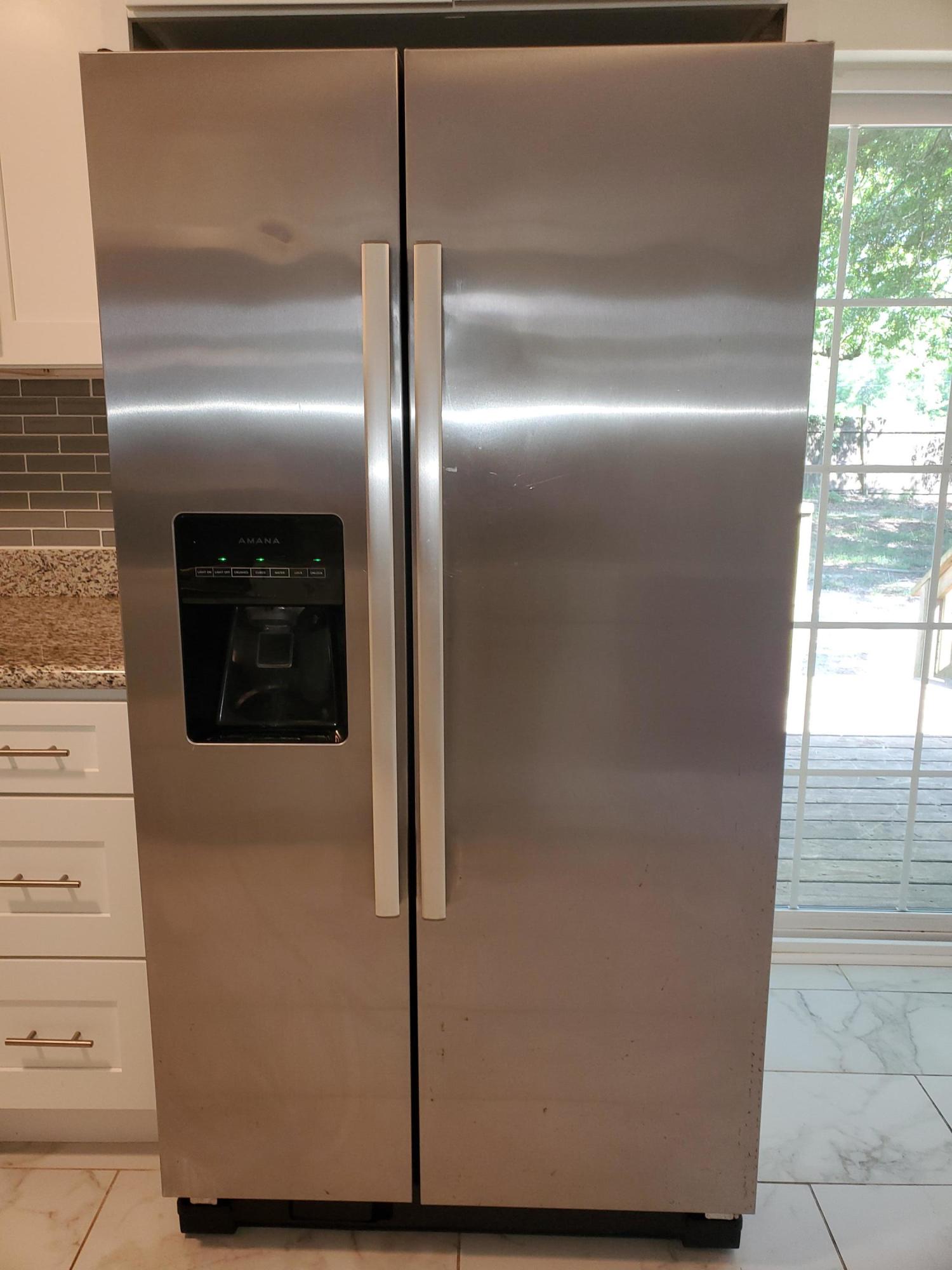 RE S/D BLK 18 OAKDALE M/F LOTS 5 & 6 BLK 2 RE 966 VALLEY RD - Residential