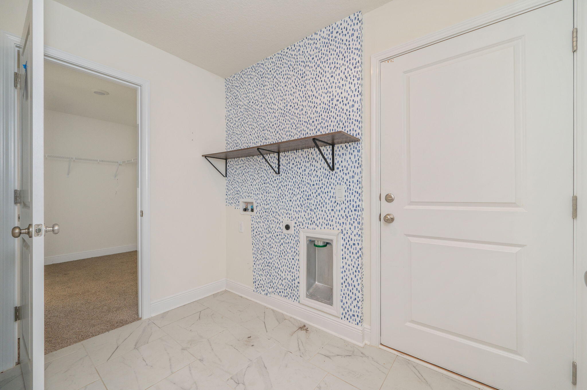 NONESUCH WAY - Residential