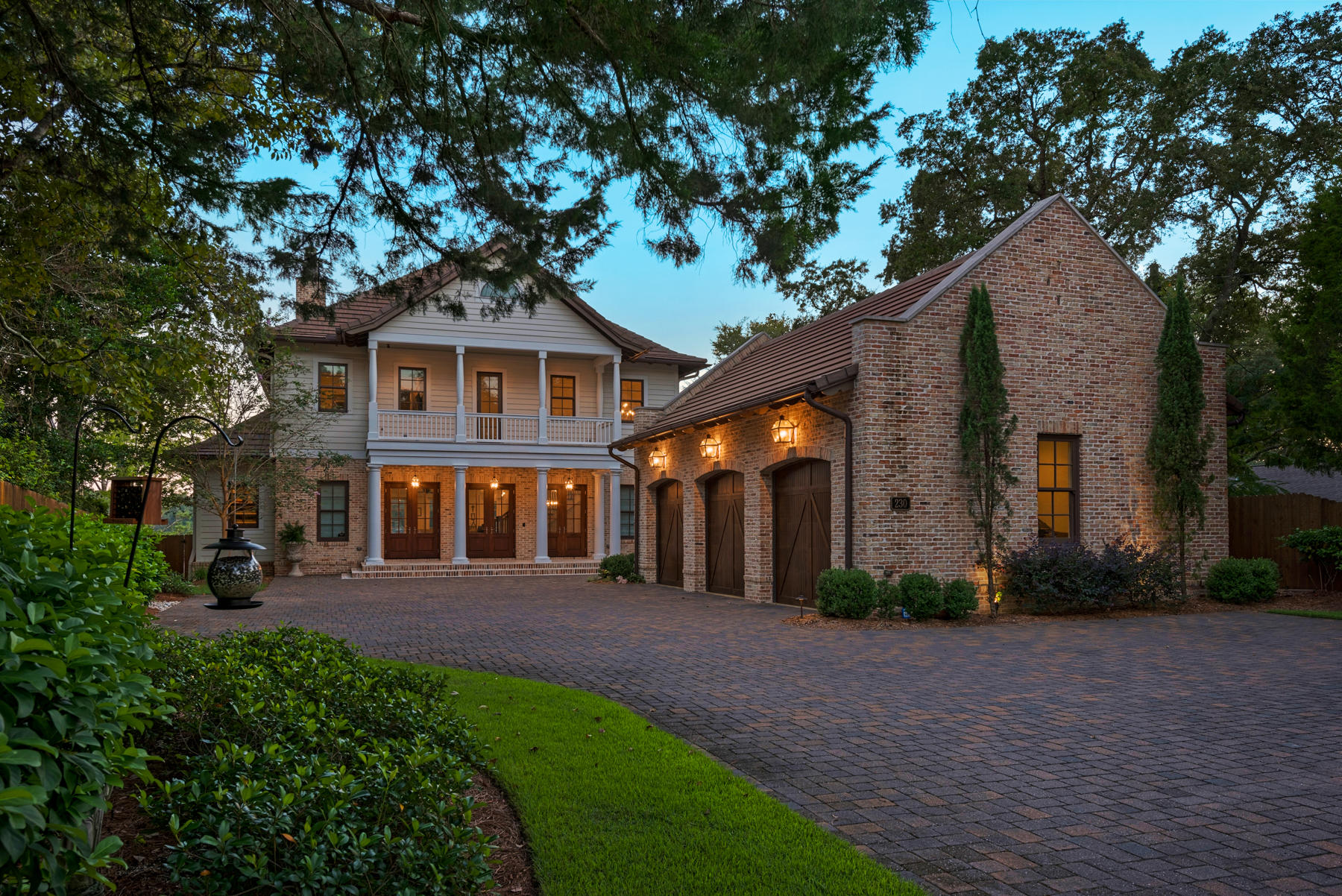 BAYOU VISTA - Residential