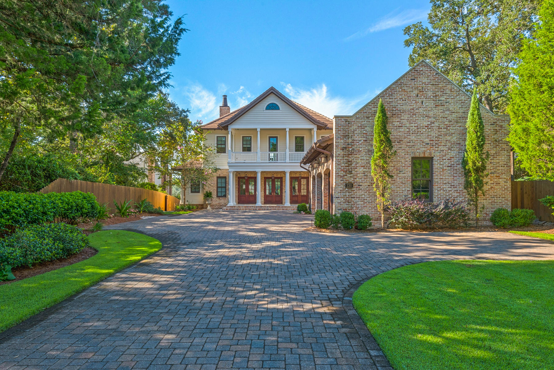 BAYOU VISTA - Residential