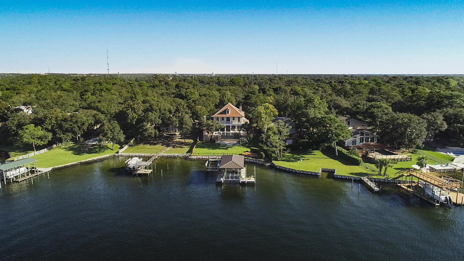 BAYOU VISTA - Residential