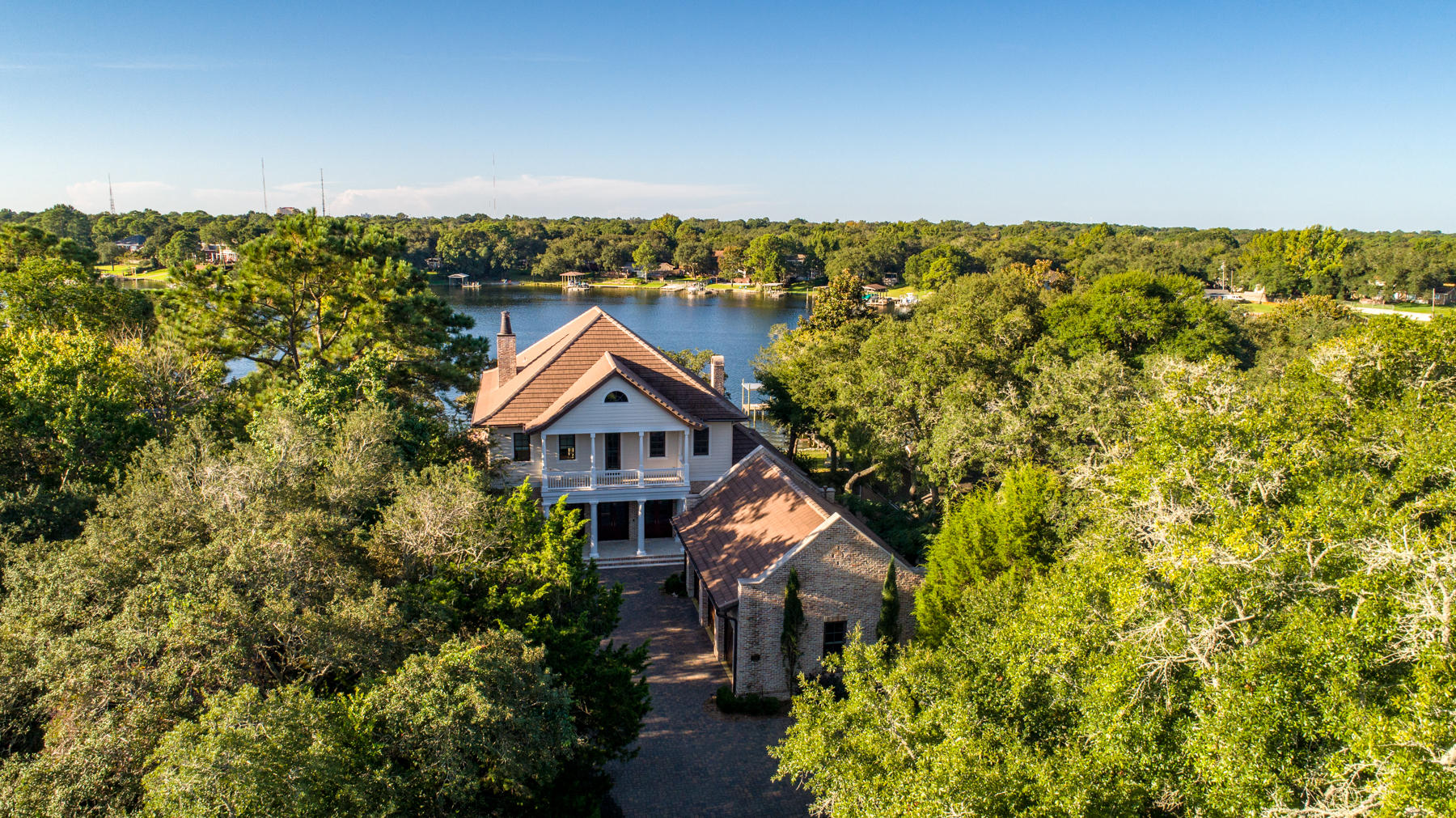 BAYOU VISTA - Residential