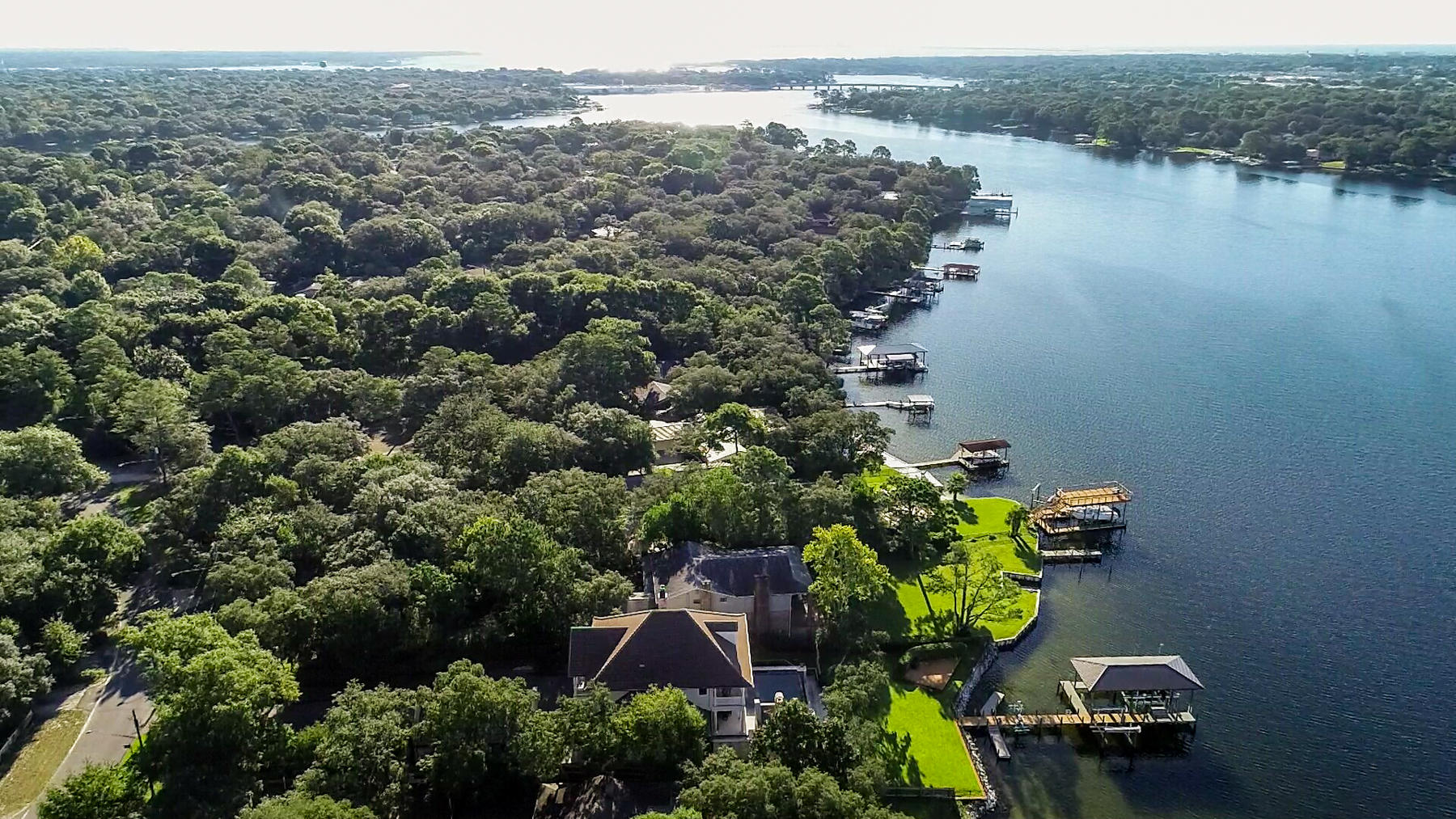 BAYOU VISTA - Residential