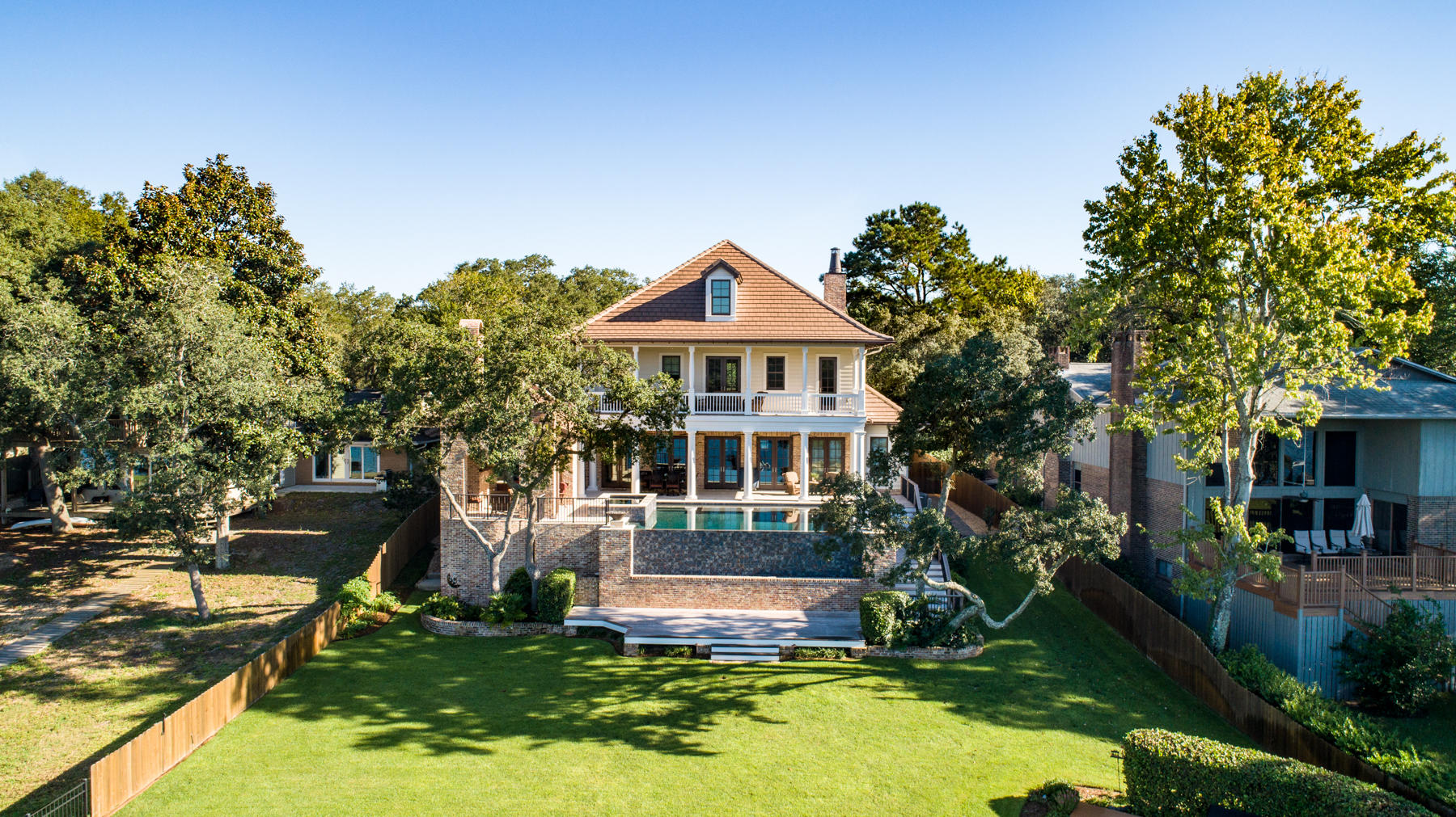 BAYOU VISTA - Residential