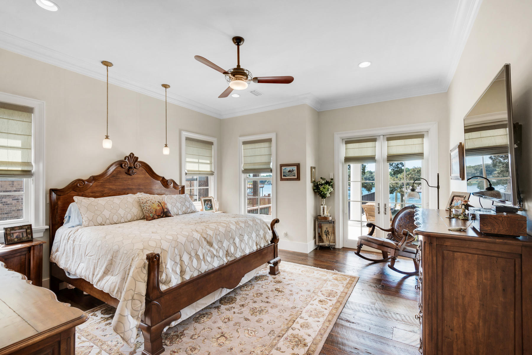 BAYOU VISTA - Residential