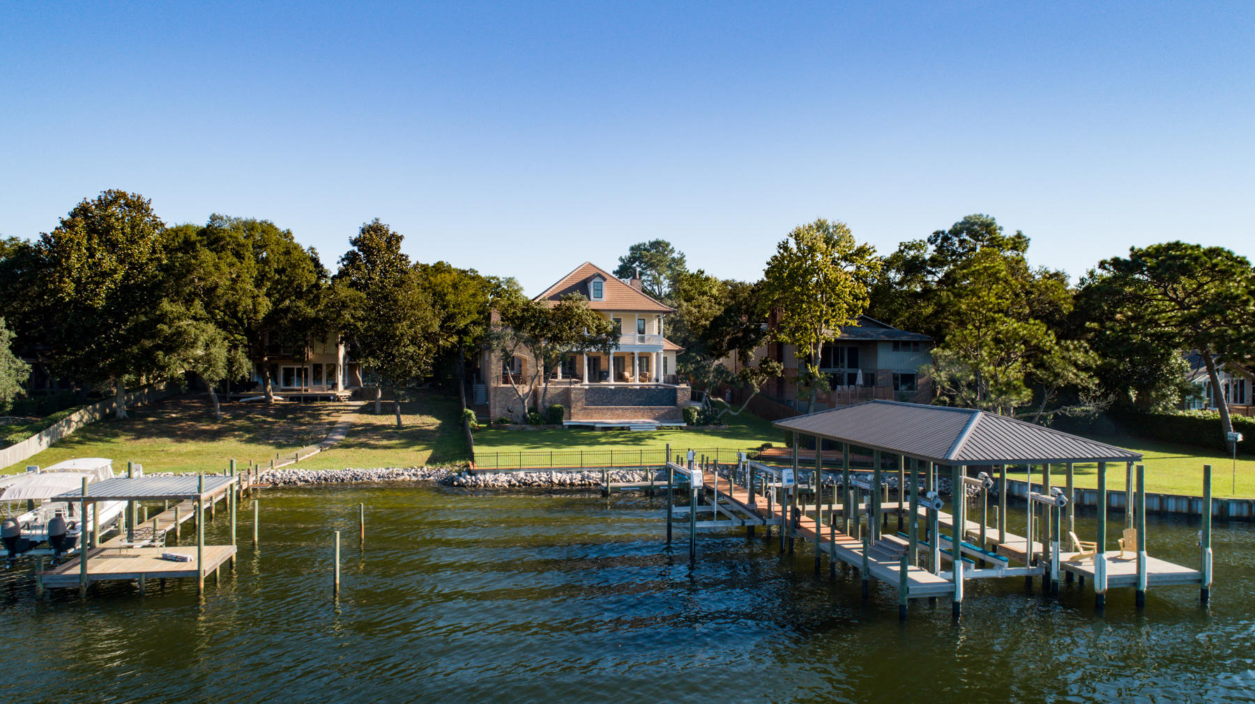 BAYOU VISTA - Residential