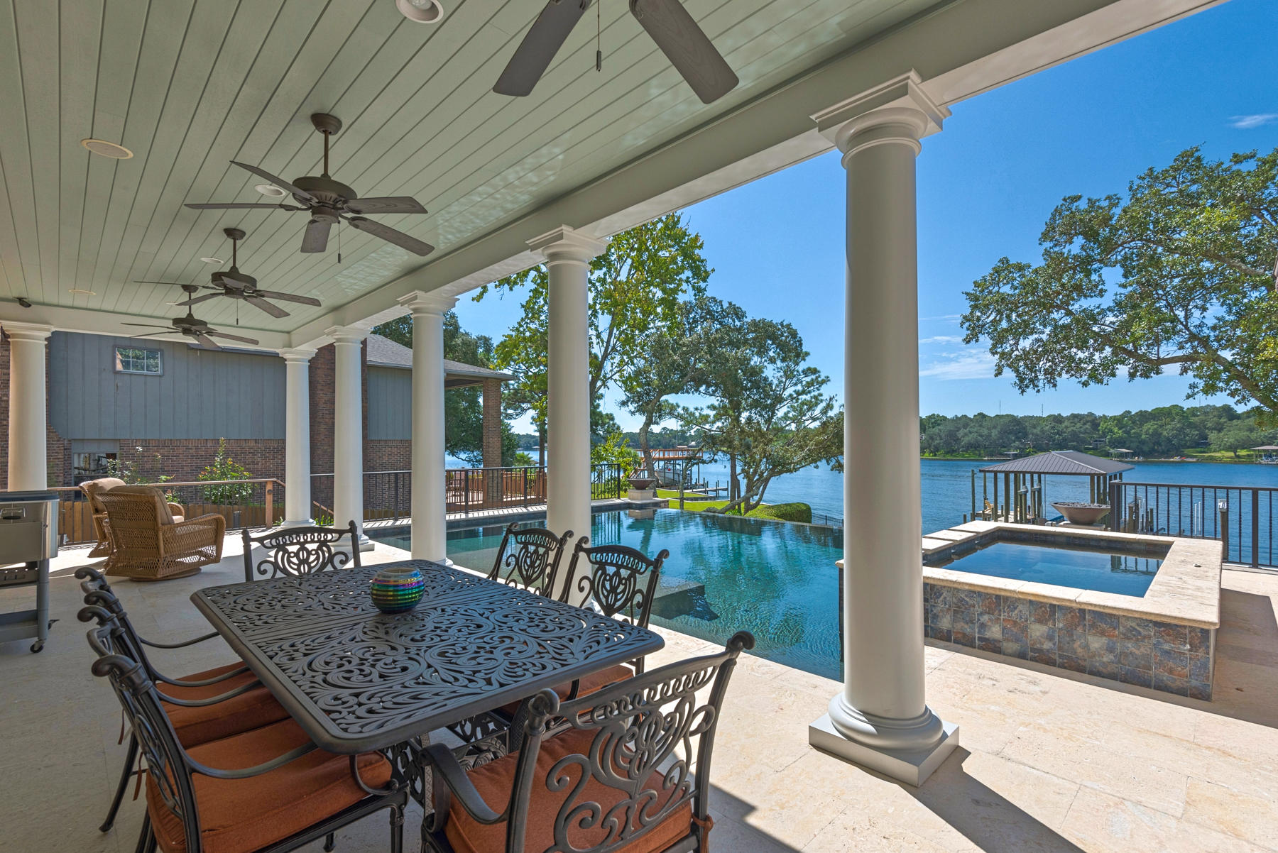 BAYOU VISTA - Residential