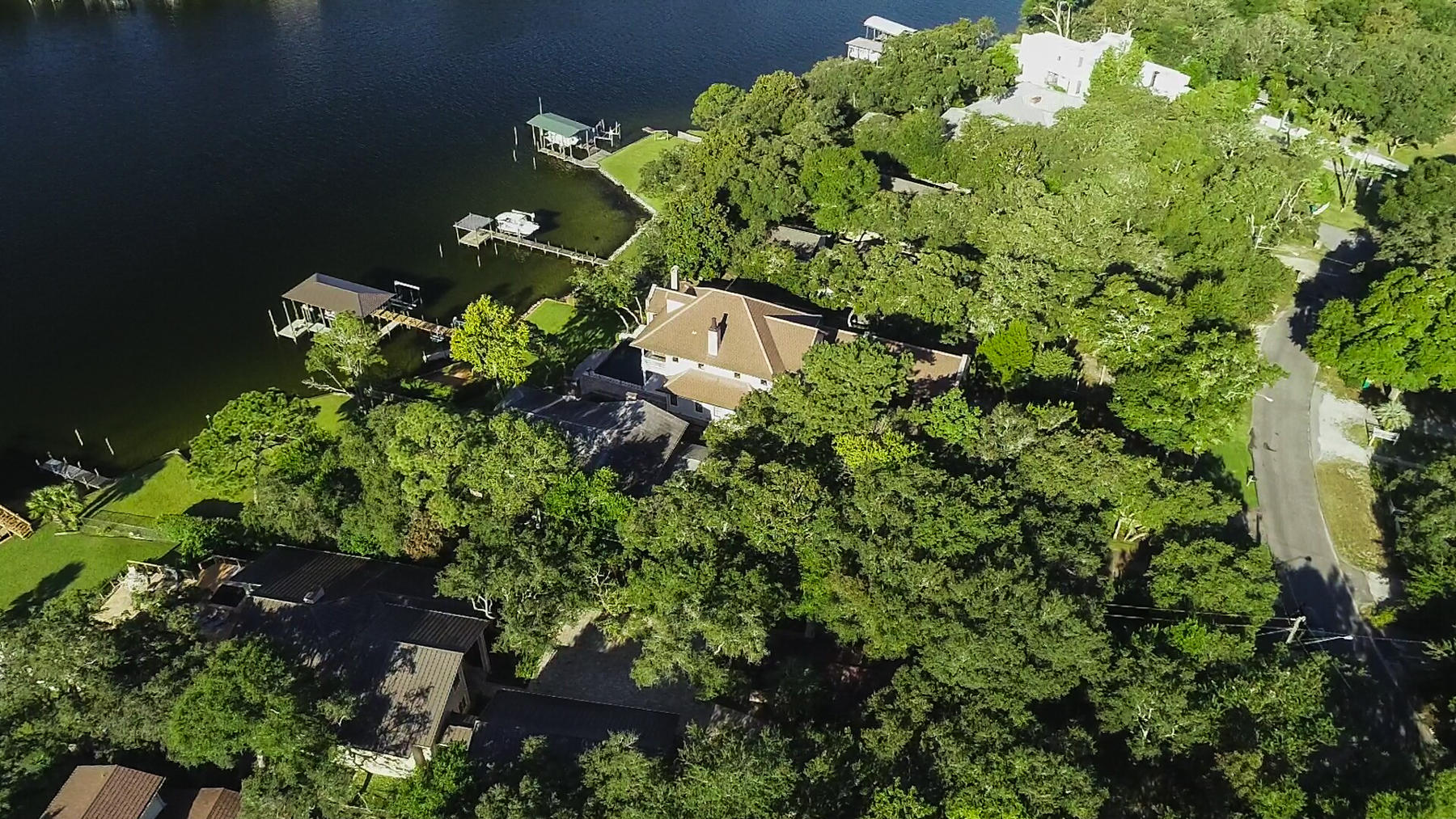 BAYOU VISTA - Residential