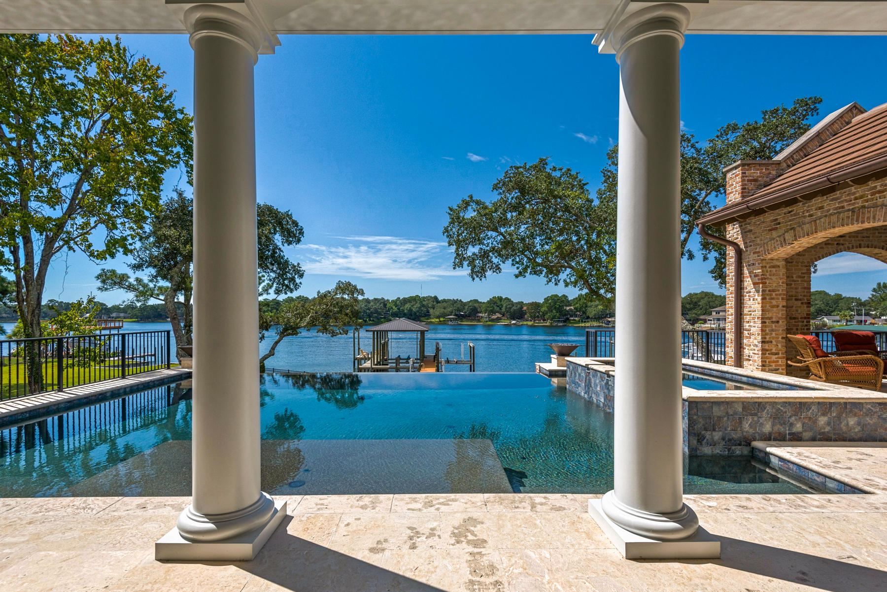 BAYOU VISTA - Residential