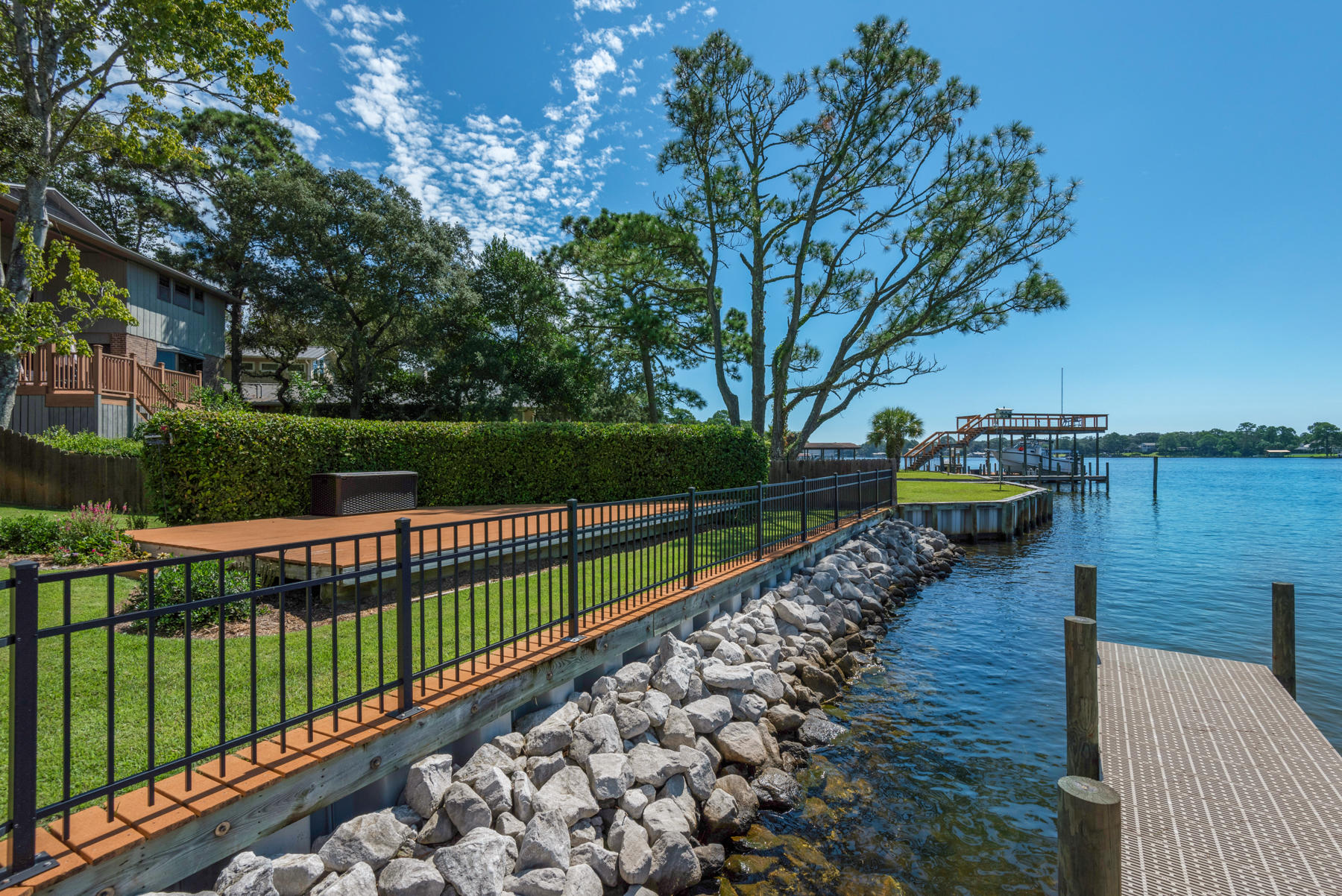 BAYOU VISTA - Residential