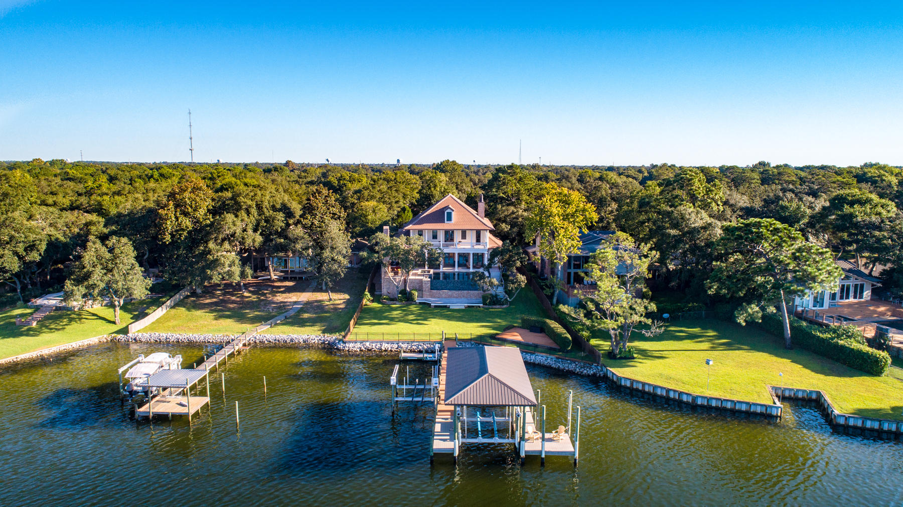BAYOU VISTA - Residential