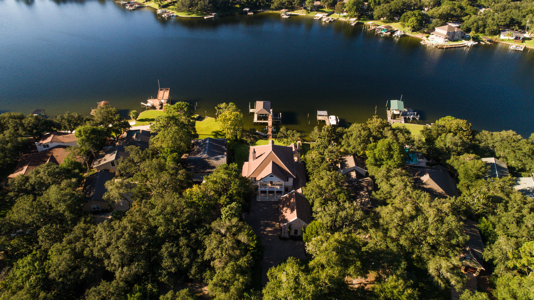 BAYOU VISTA - Residential