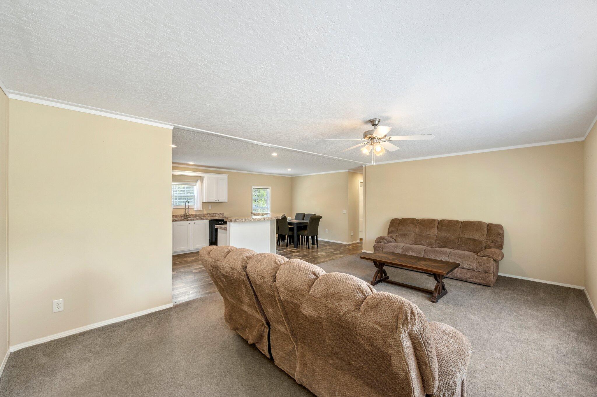 OAKWOOD HILLS UNIT 3 - Residential