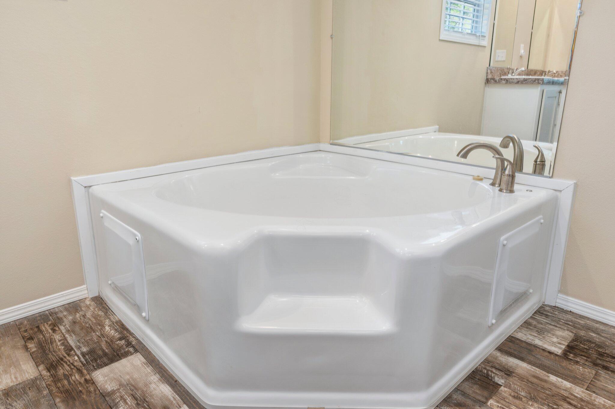 OAKWOOD HILLS UNIT 3 - Residential