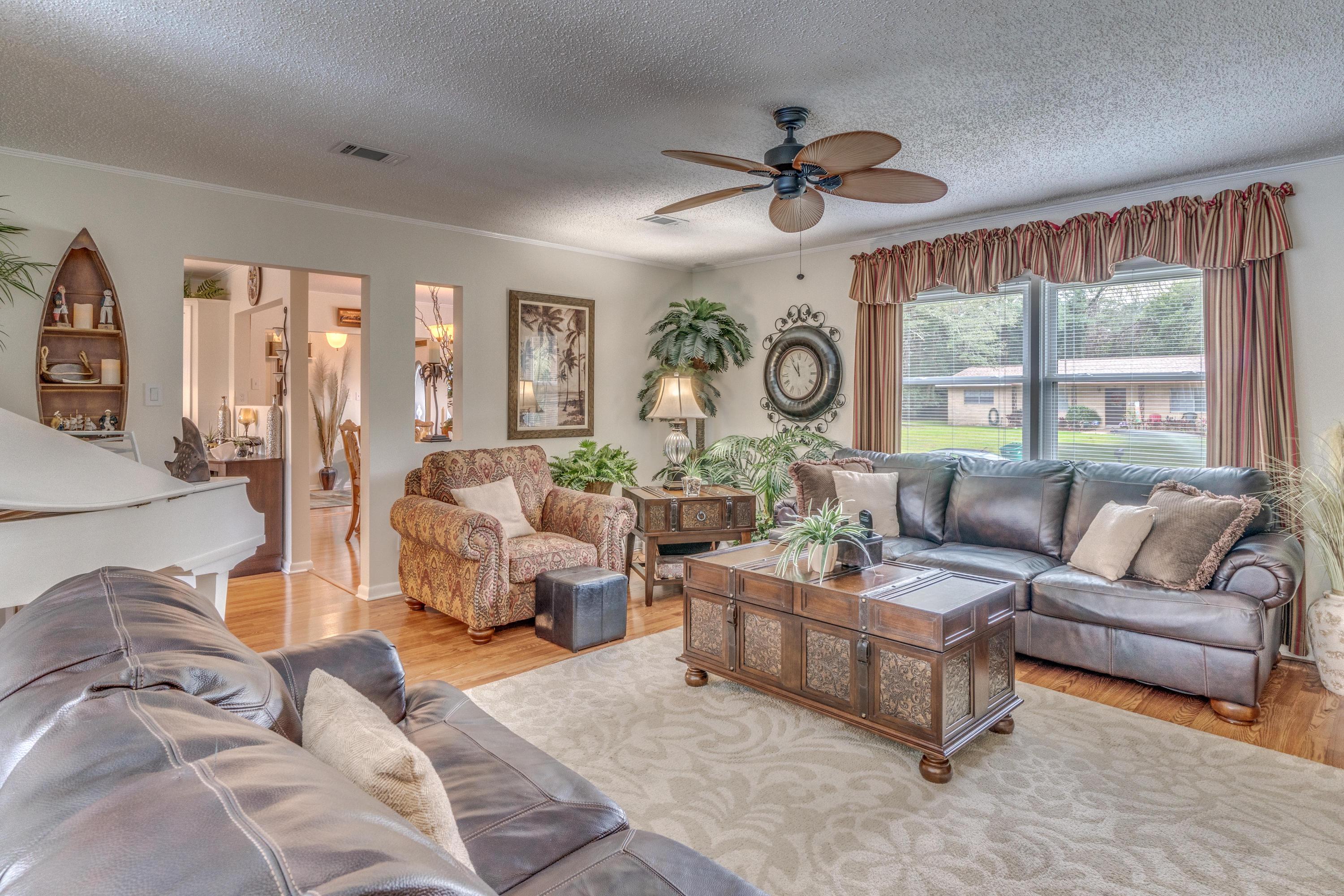 COLONY ESTATES 3RD ADDN - Residential