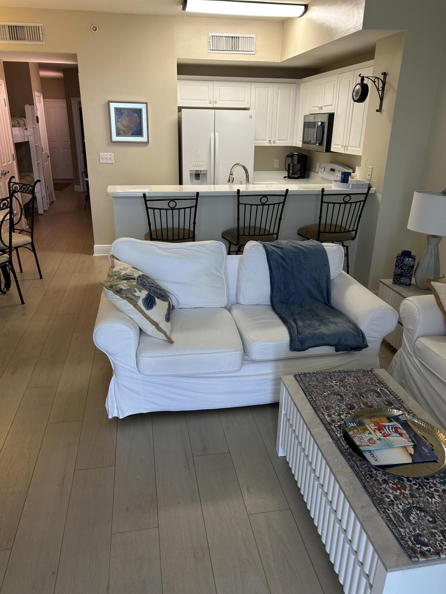 CELADON BEACH - Residential