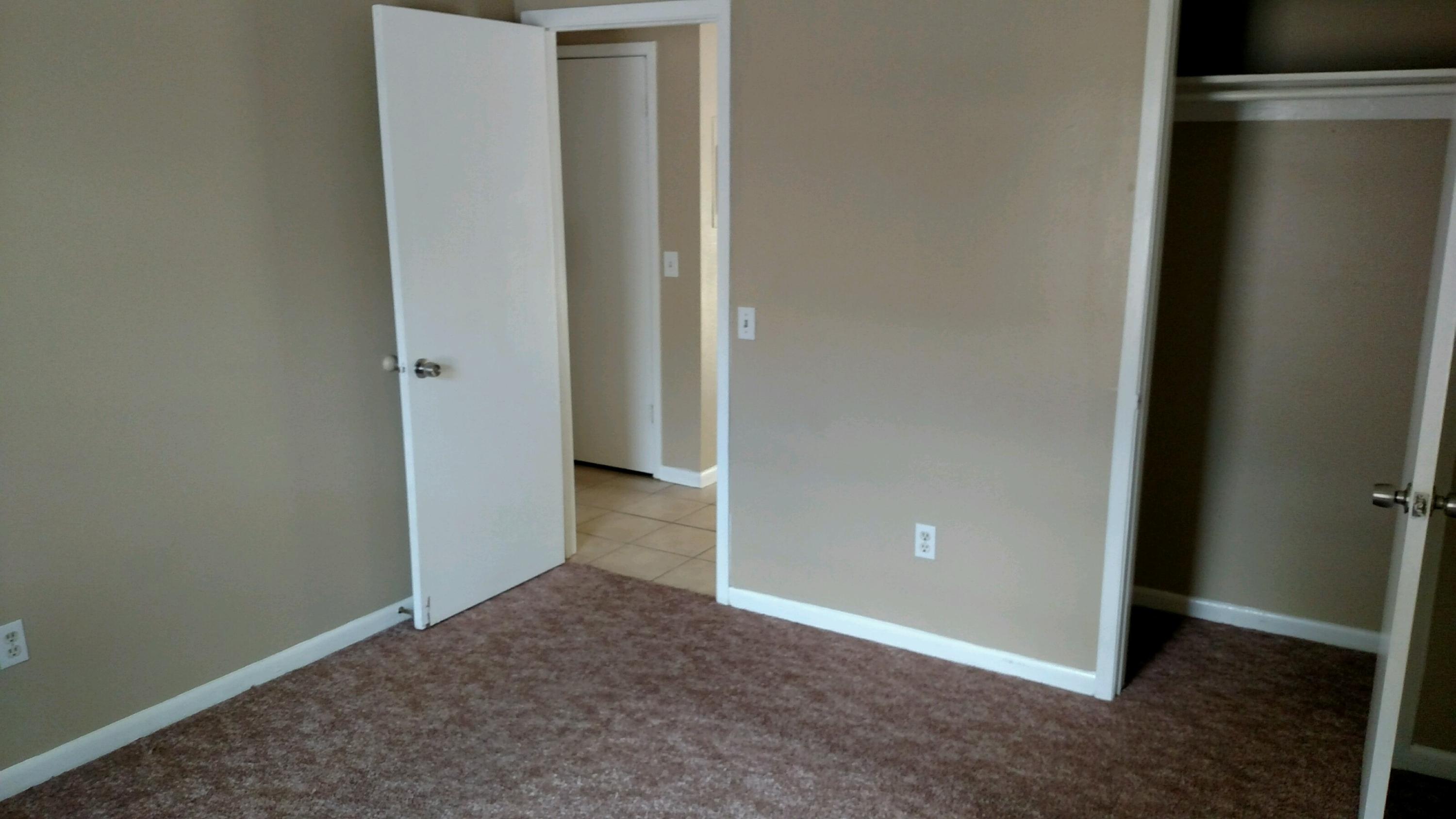 LIVE OAK - Residential Lease