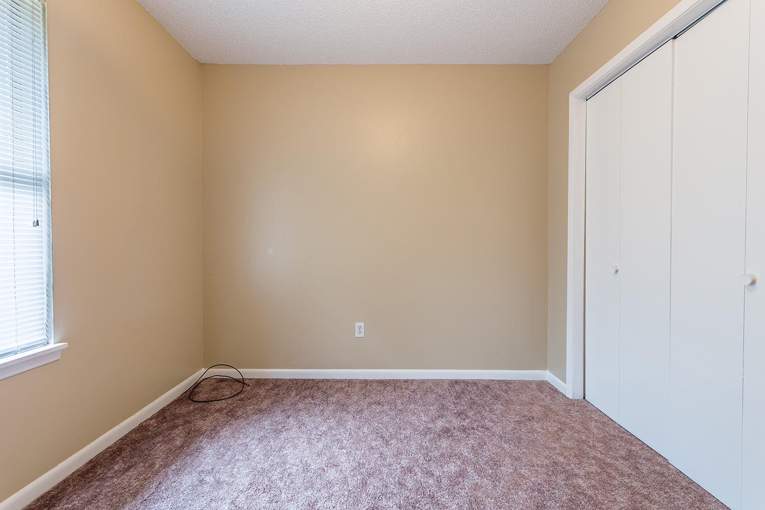 LIVE OAK - Residential Lease