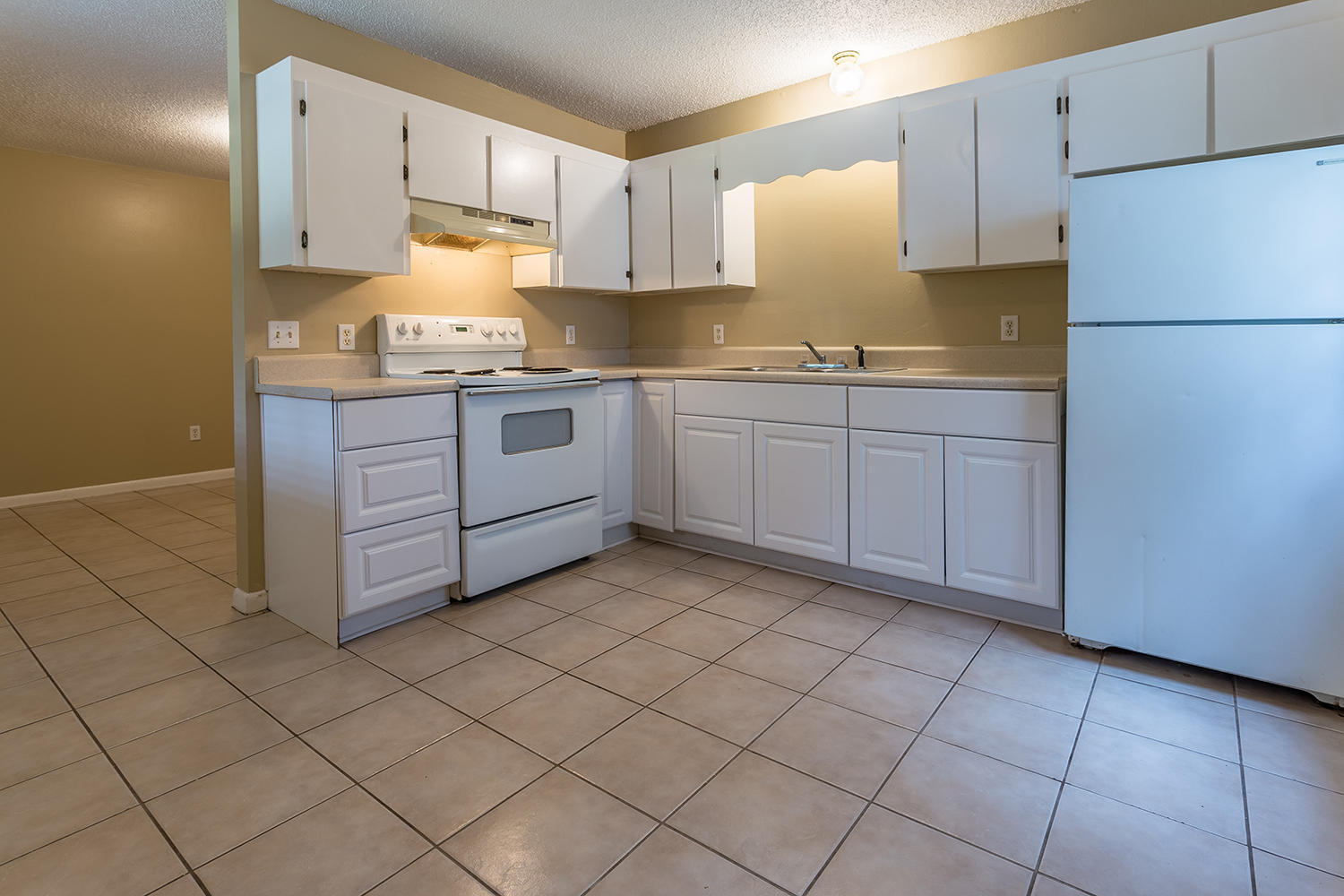 LIVE OAK - Residential Lease