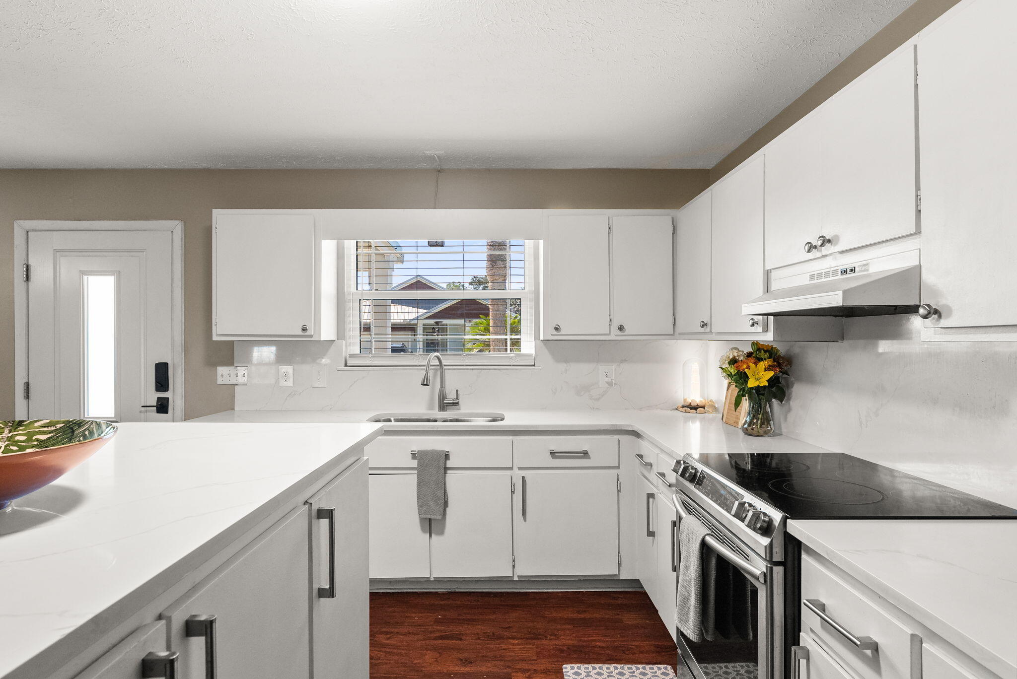 RIVIERA BEACH - Residential