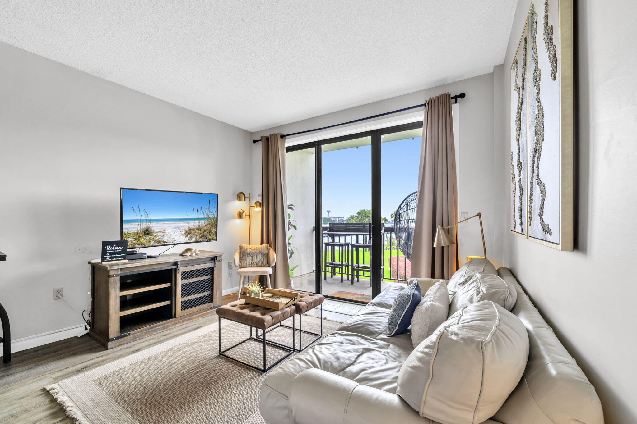 PIRATES BAY PH 1 - Residential