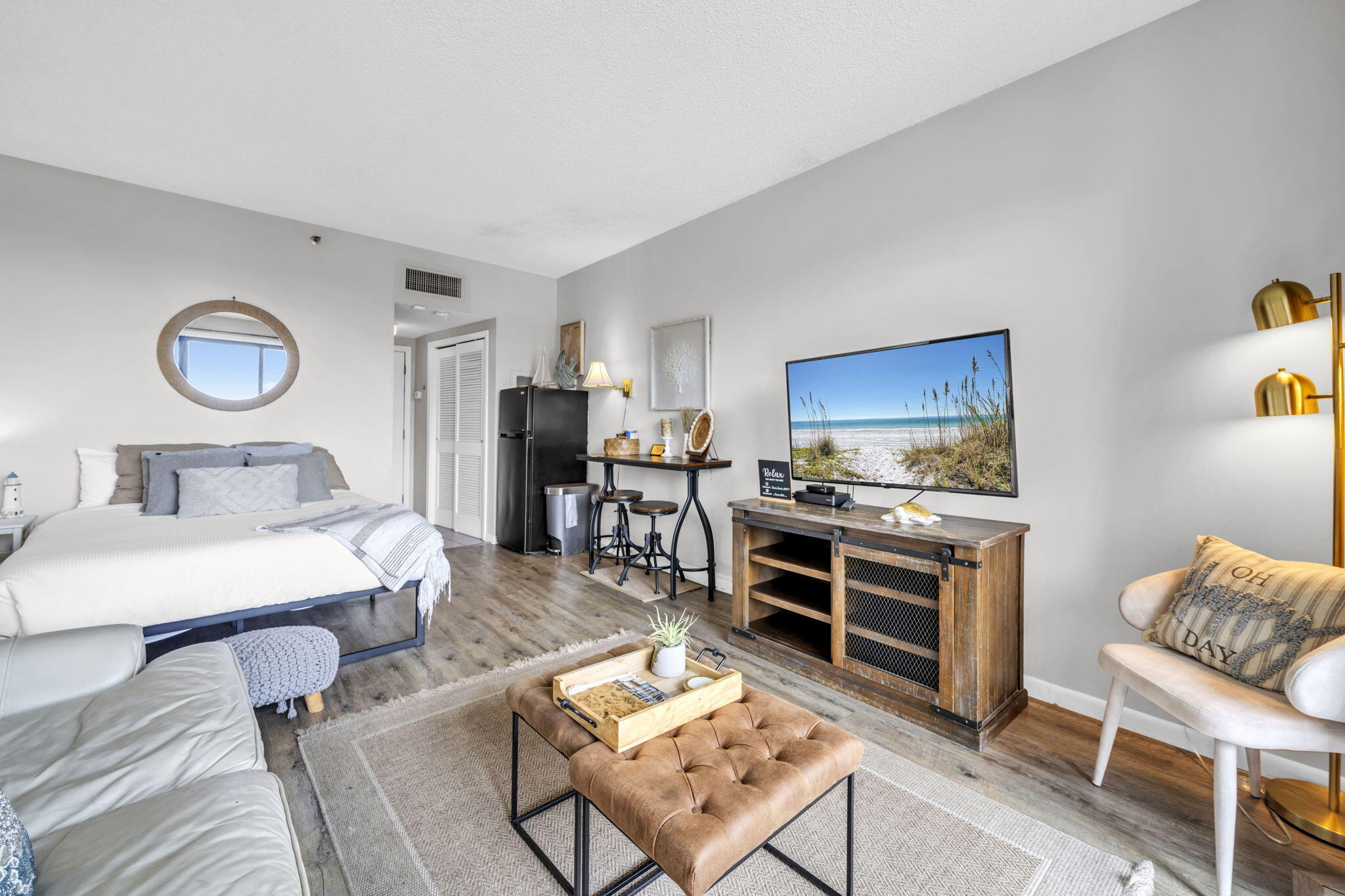 PIRATES BAY PH 1 - Residential