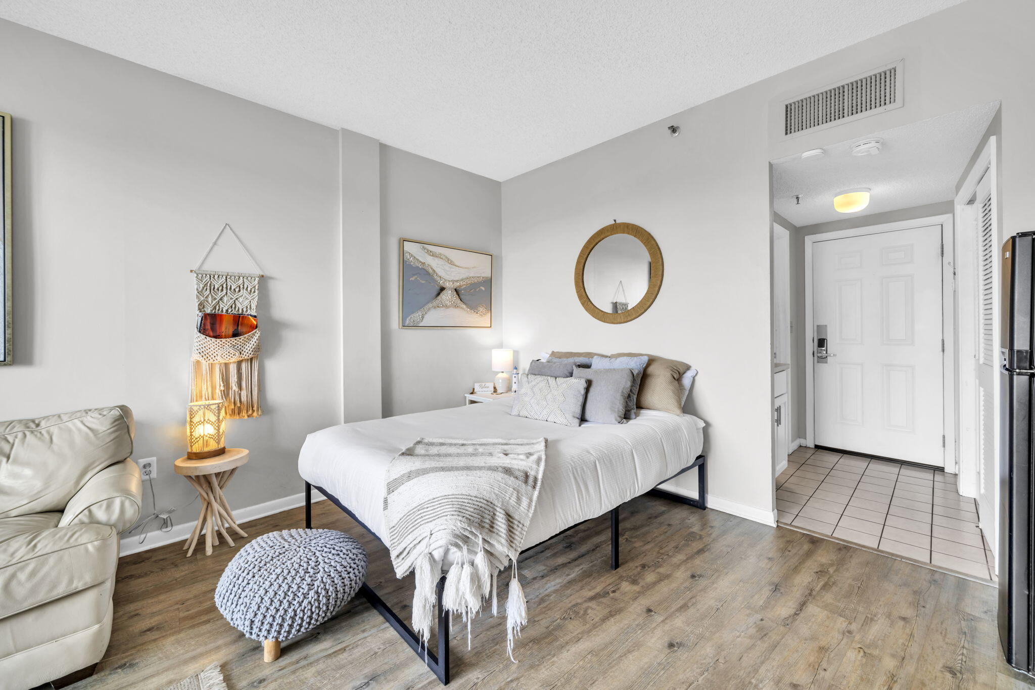PIRATES BAY PH 1 - Residential