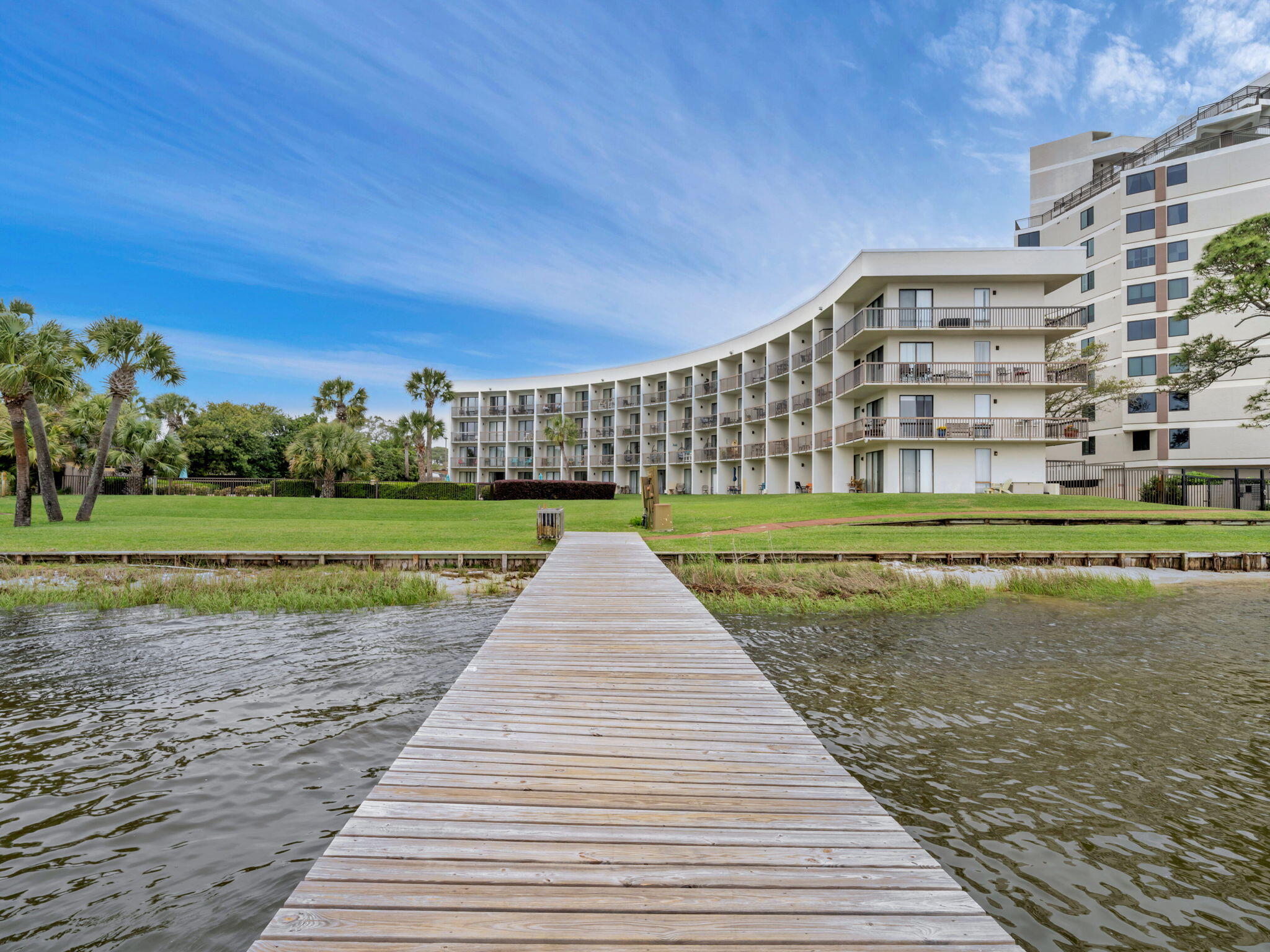 PIRATES BAY PH 1 - Residential
