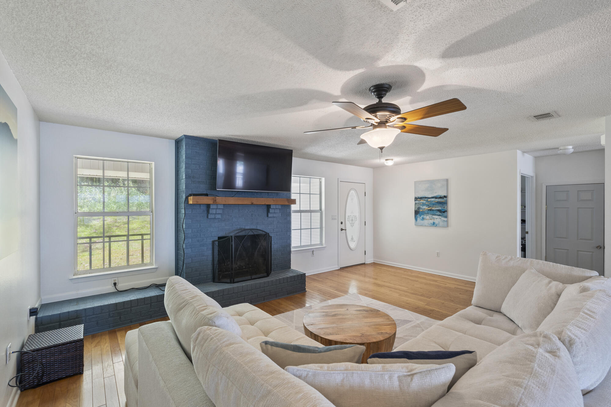 HOLLEY FAMILYPH 1 - Residential