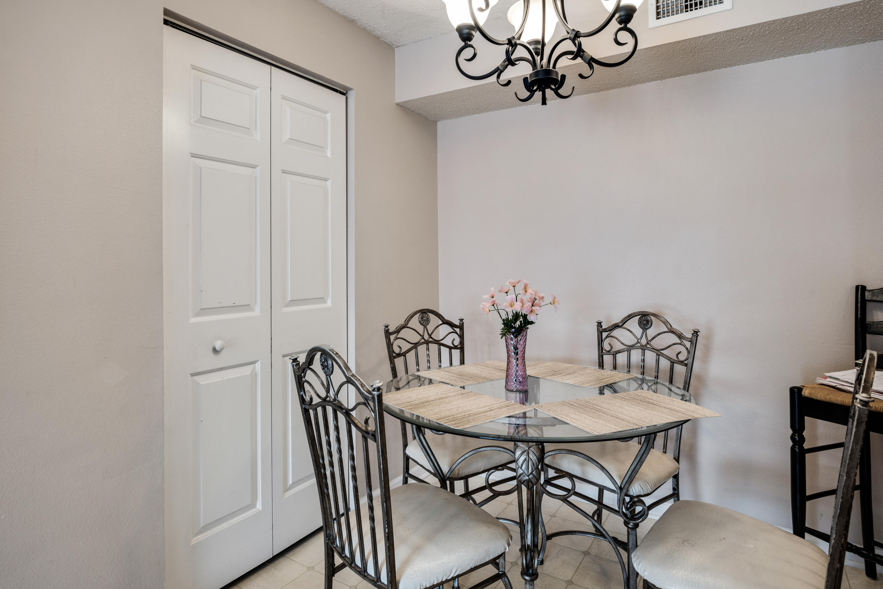 INDIAN LAKE - Residential