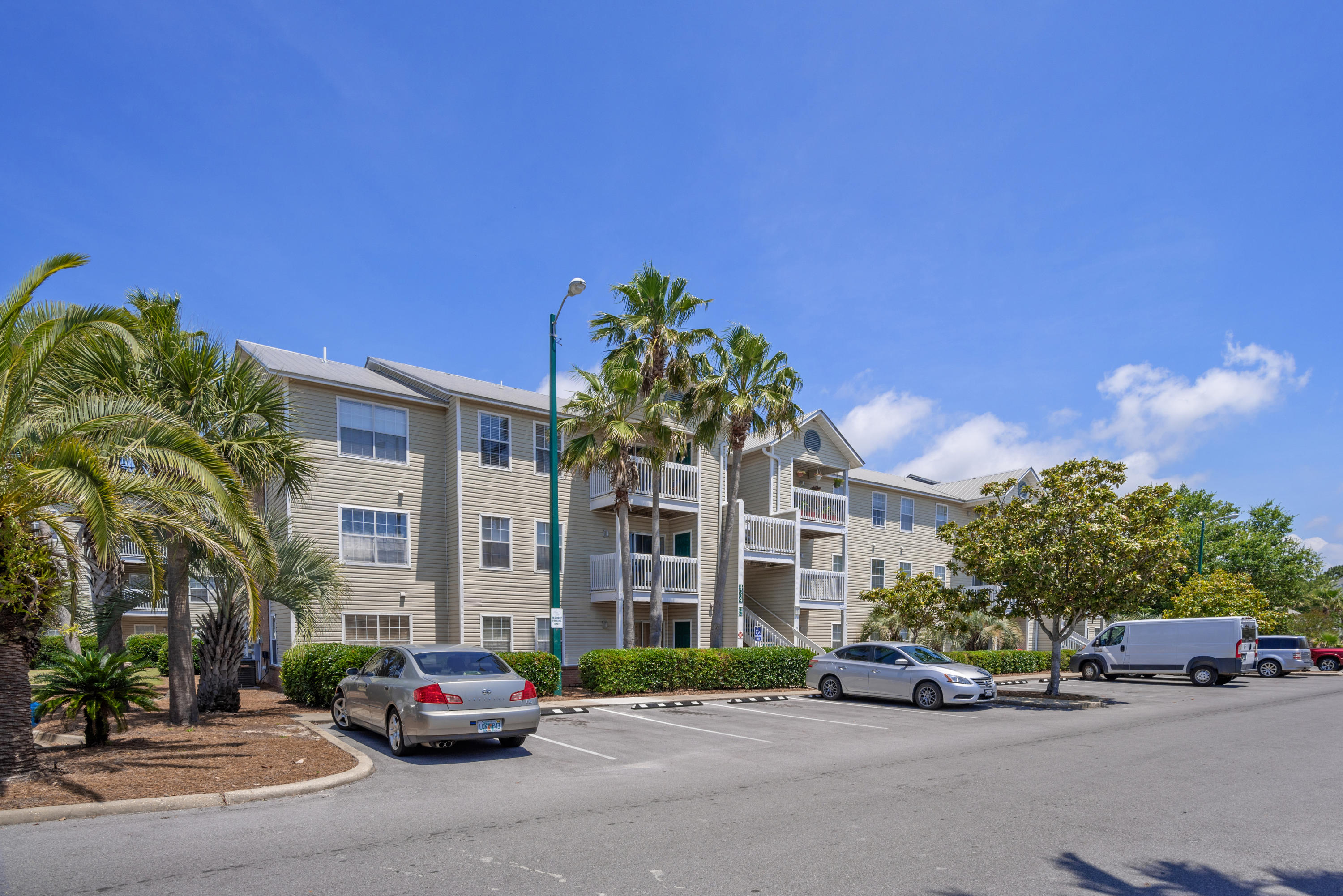 INDIAN LAKE - Residential