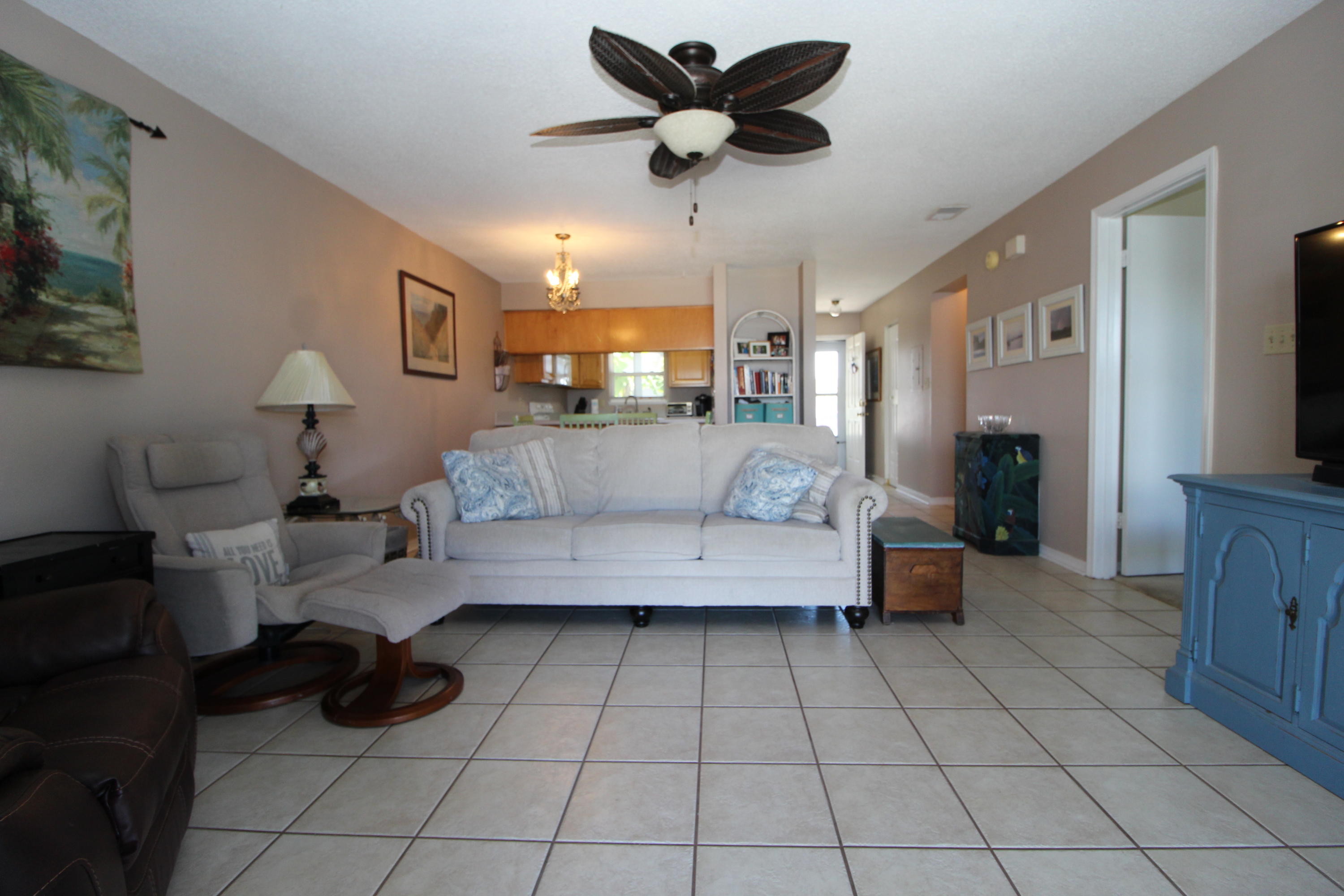 COMMODORES LANDING - Residential