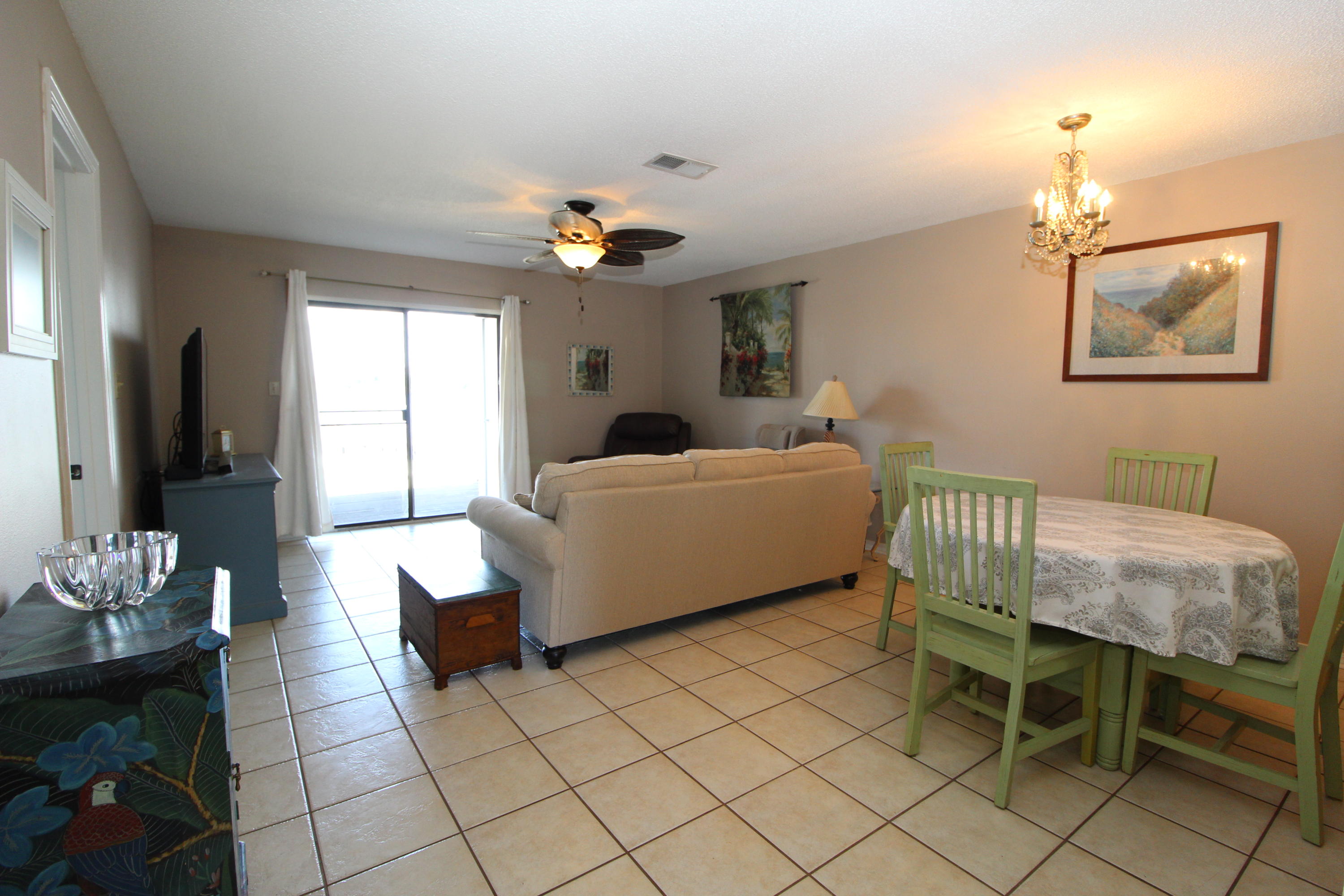 COMMODORES LANDING - Residential